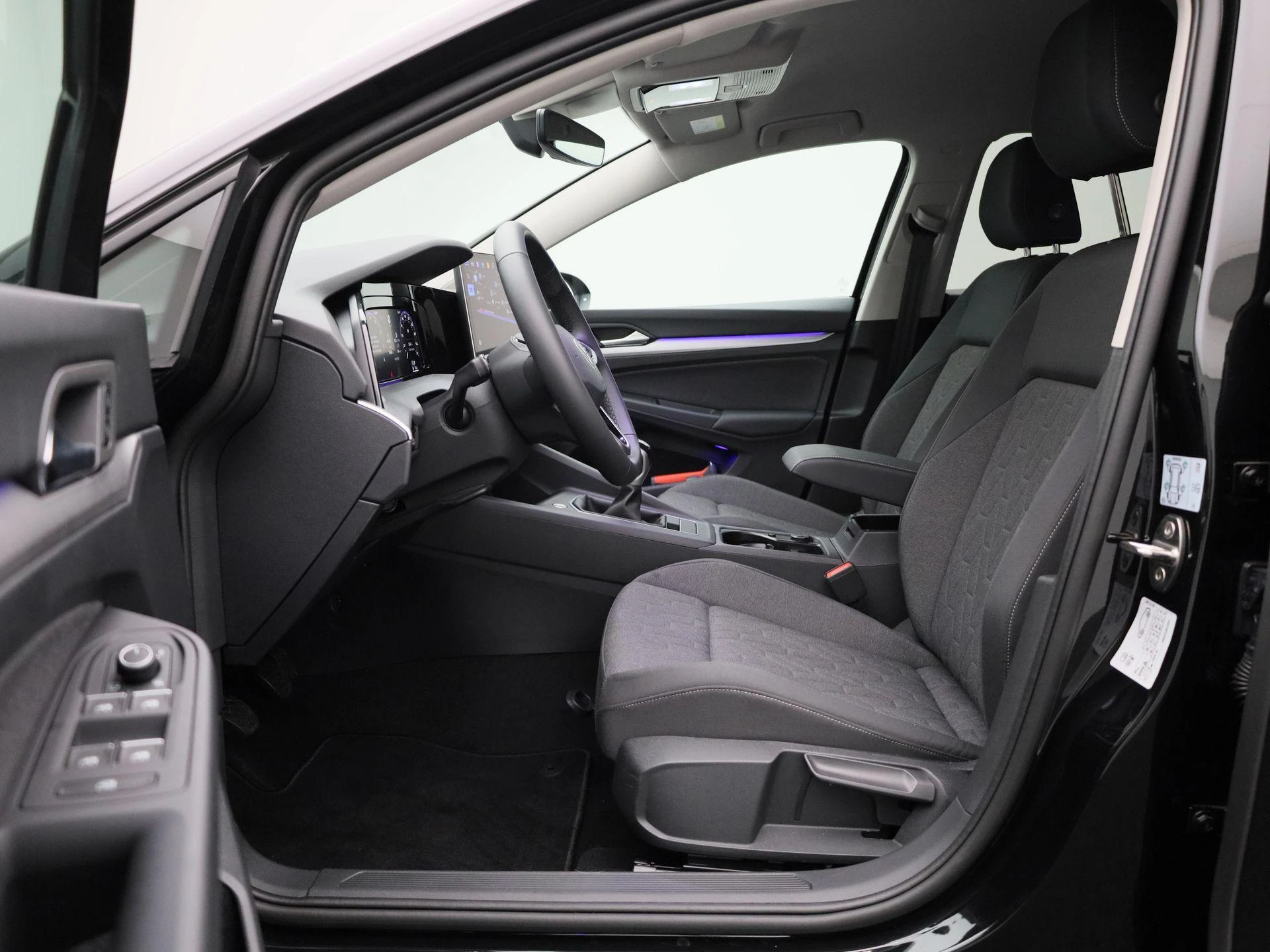 Volkswagen Golf - 11