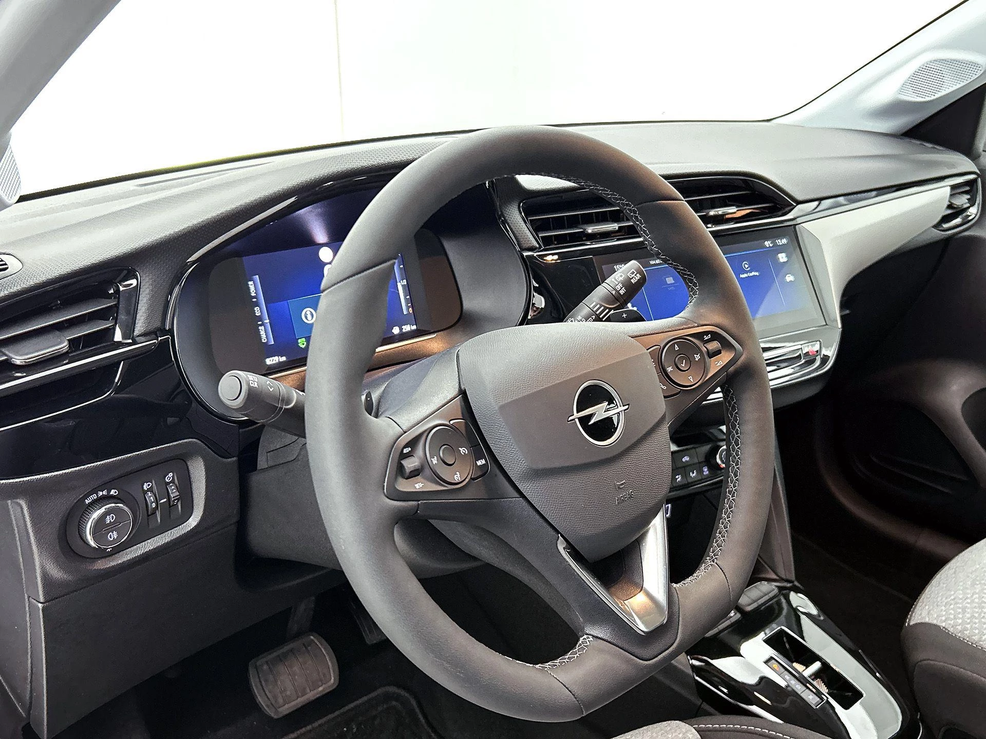 Opel-Corsa-image-20