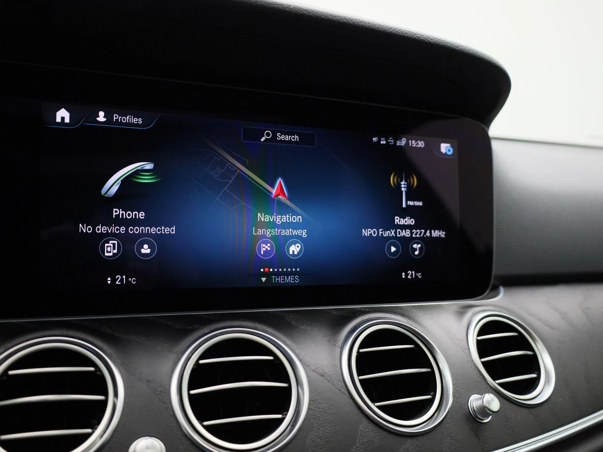 Mercedes-Benz-Classe E-image-17