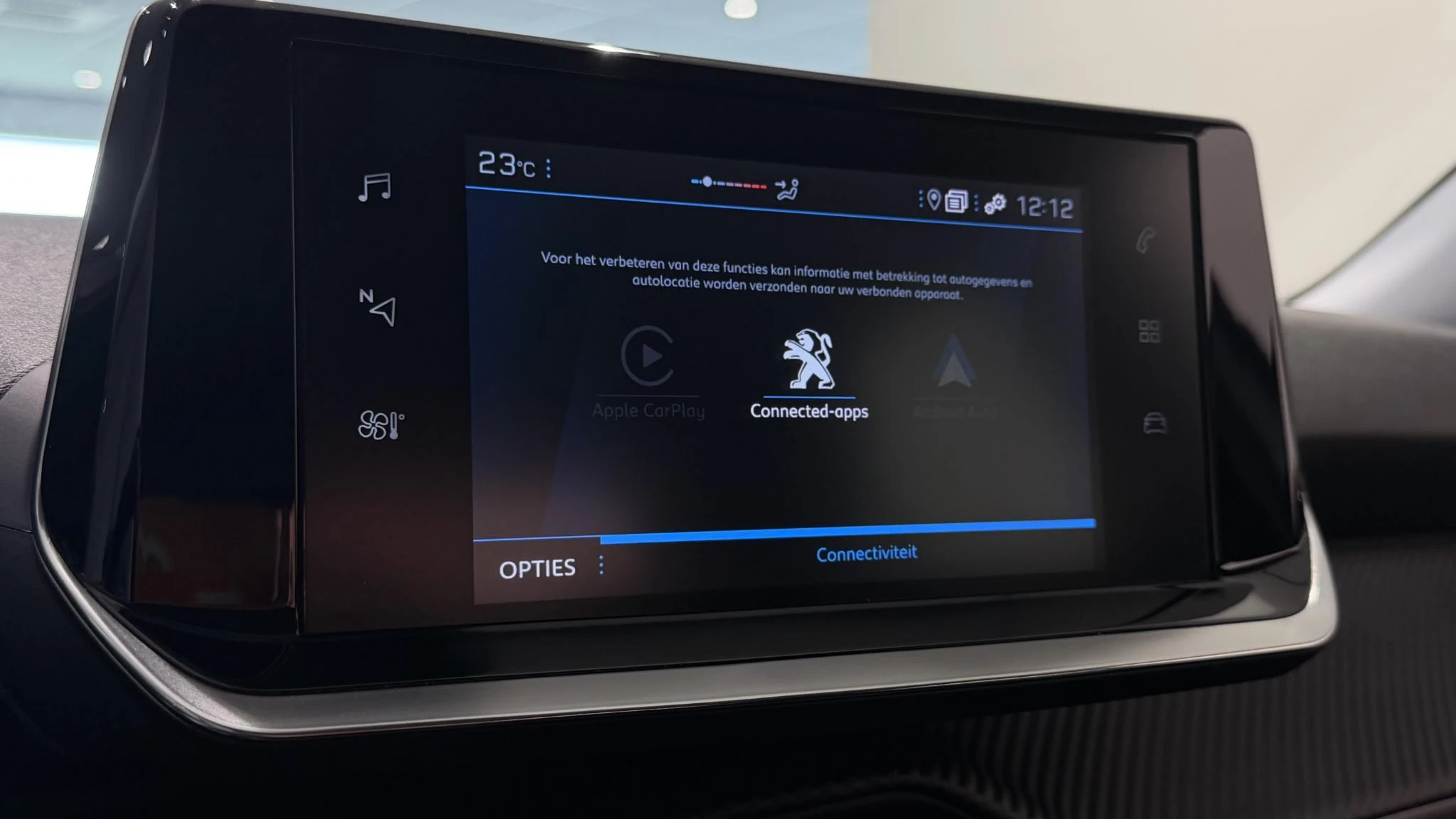 Peugeot-2008-image-12