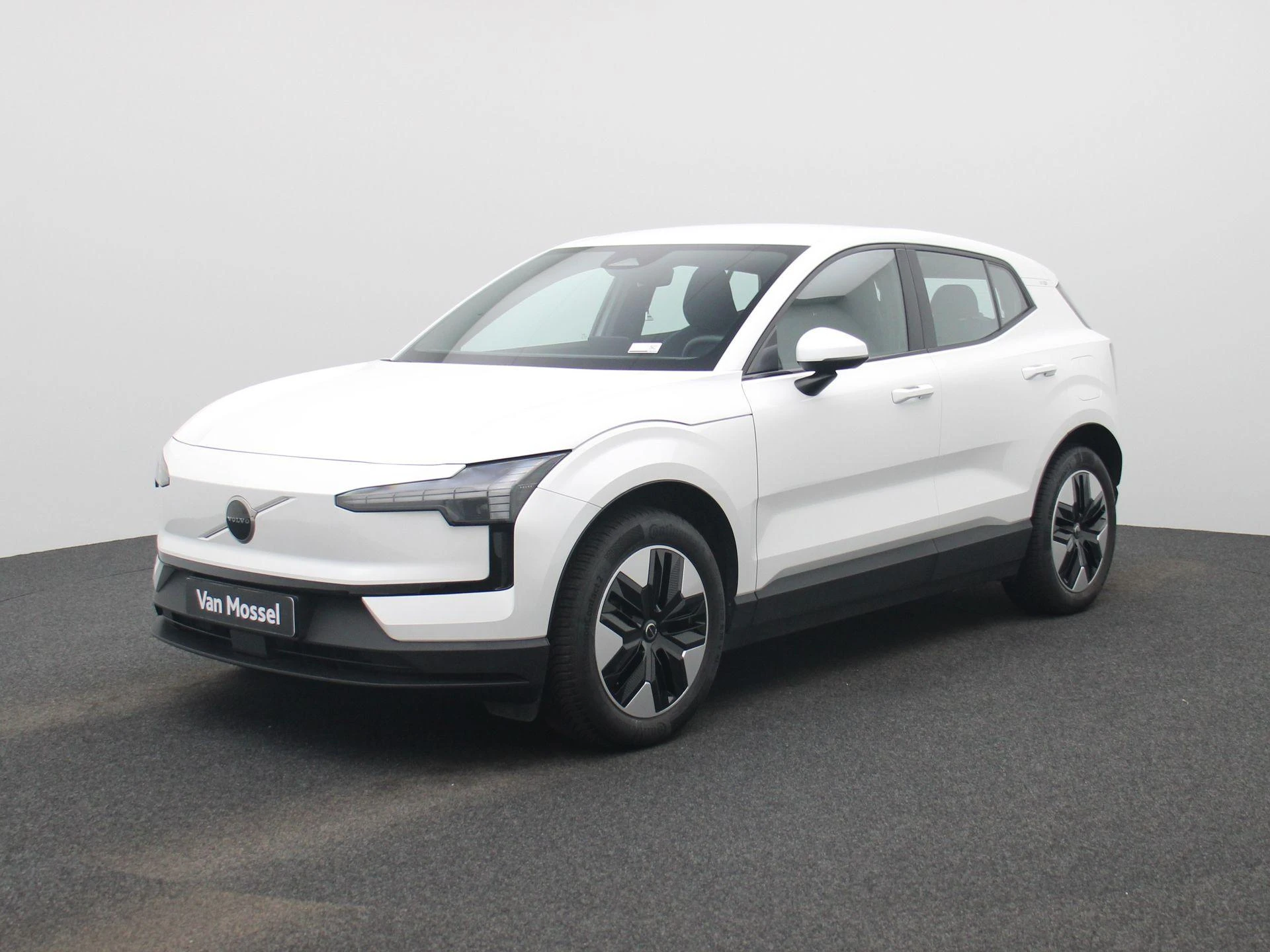 Volvo-EX30-image-0