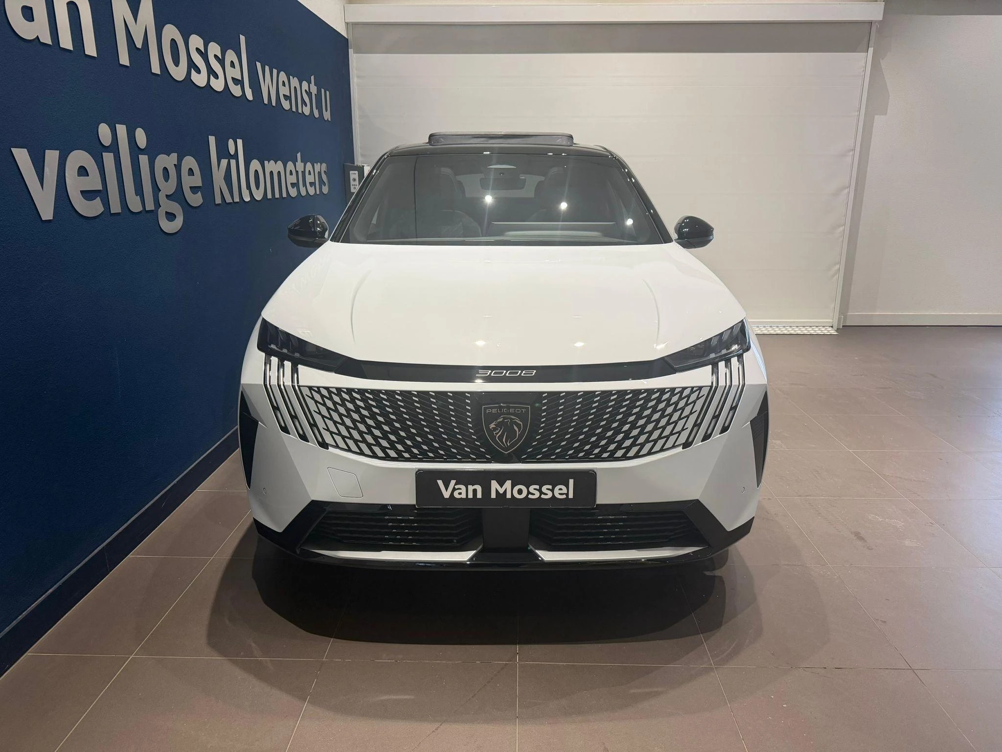 Peugeot-e-3008-image-3