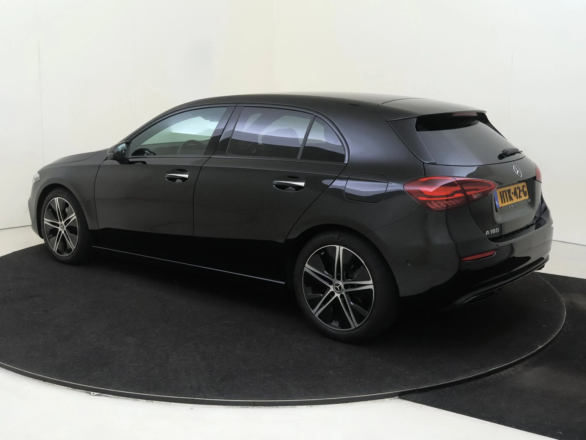 Mercedes-Benz A-Klasse 180 Star Edition Luxury-Line