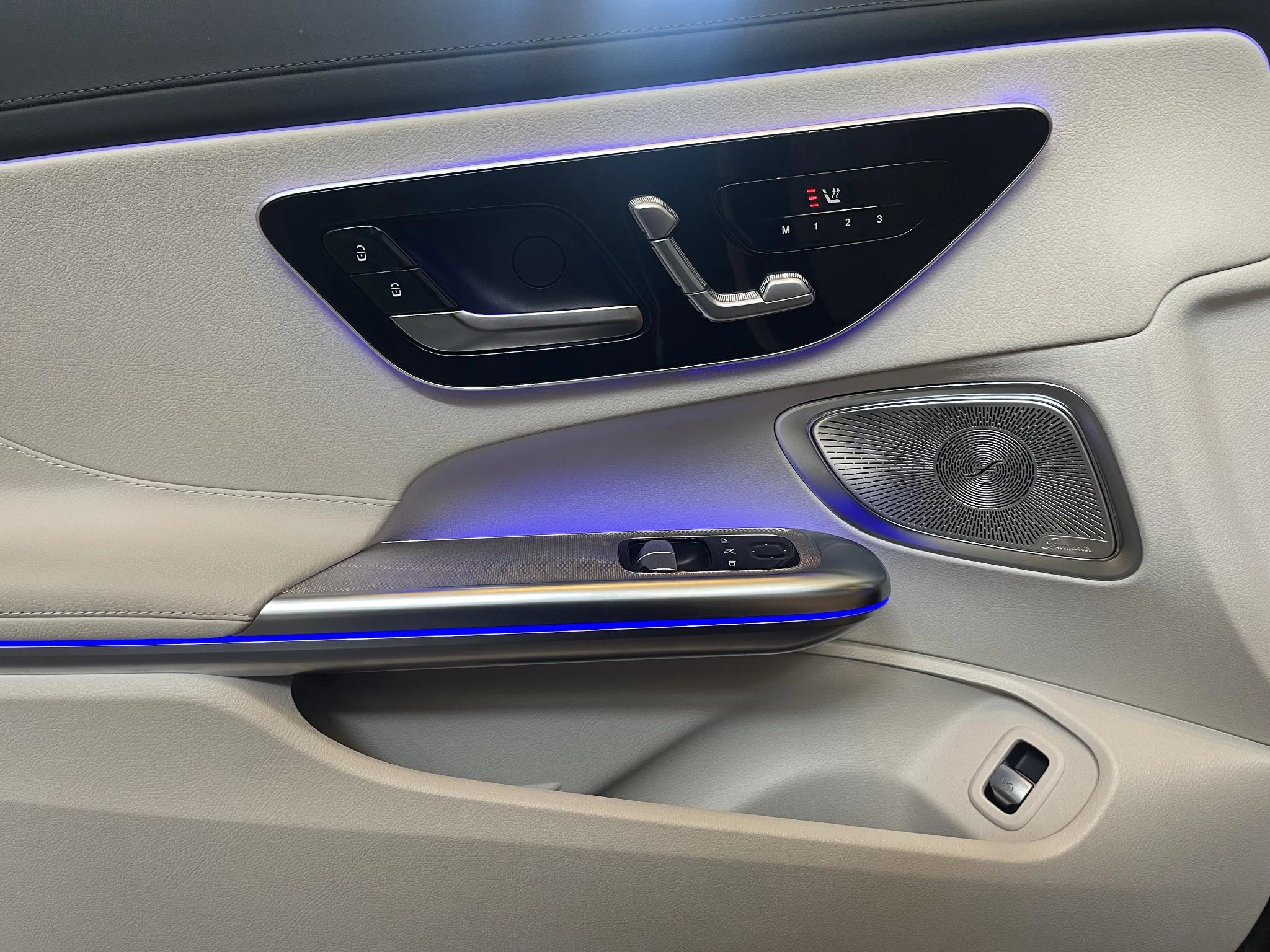 Mercedes-Benz CLE 200 AMG Line Coupé + LEDER + PANO DAK + BURMESTER + SURROUND VIEW +
