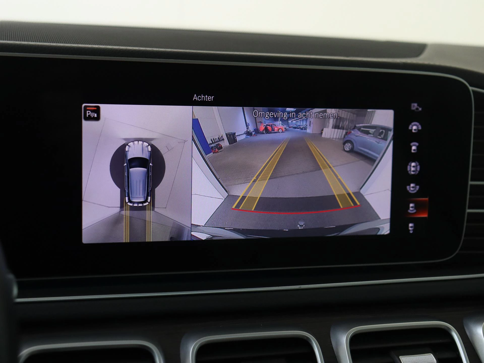 Mercedes-Benz-GLE-image-22