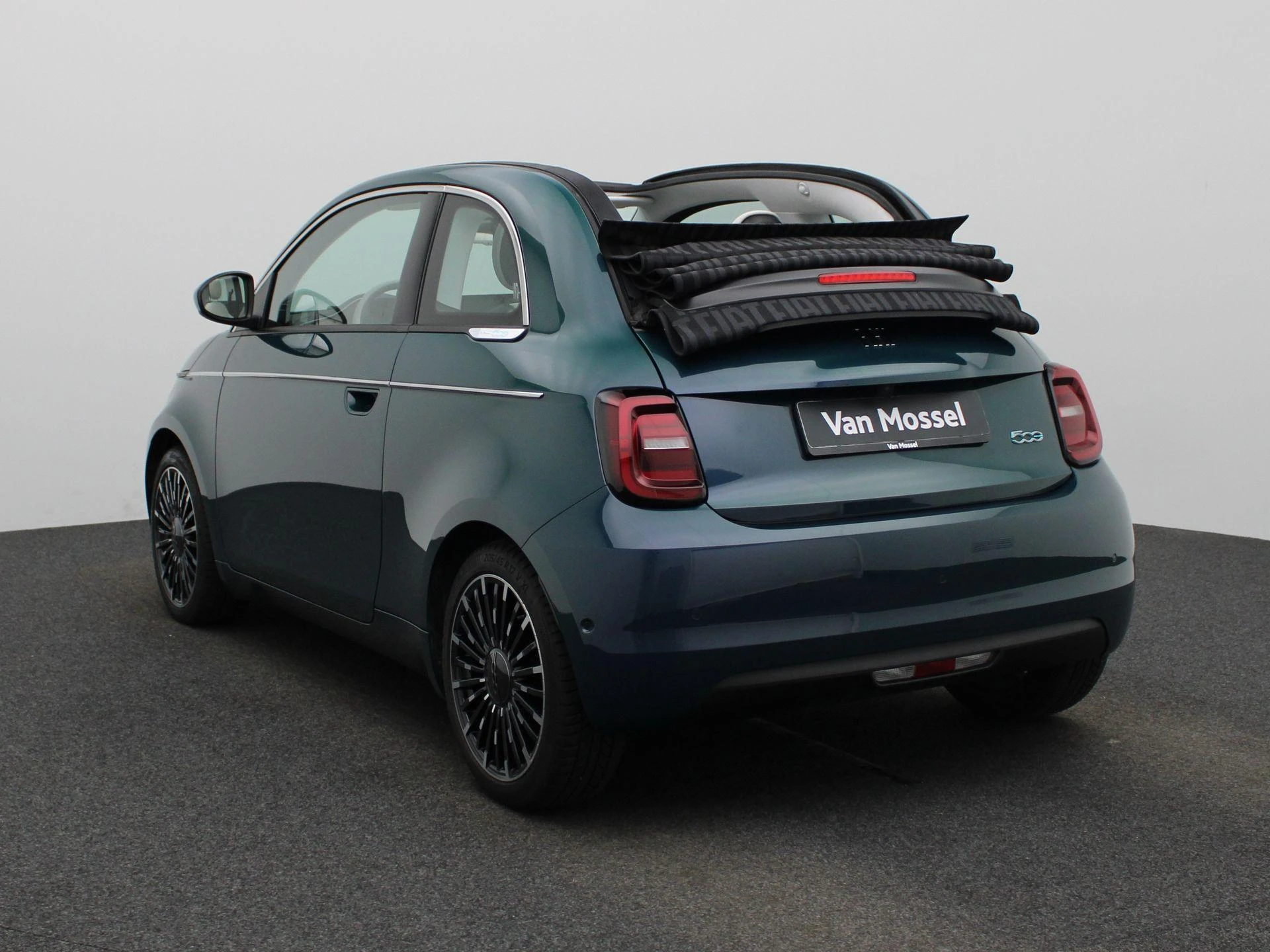 Fiat-500e-image-1