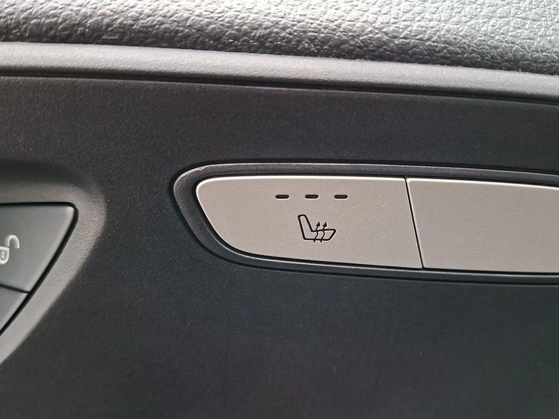 Mercedes-Benz Vito 116 TOURER NEUES MODELL NAVI KAM 2X SCHIEBE TourerW447 VITO 116 TOURER NEUES MODELL NAVI KAM 2X SCHIEBE Tourer