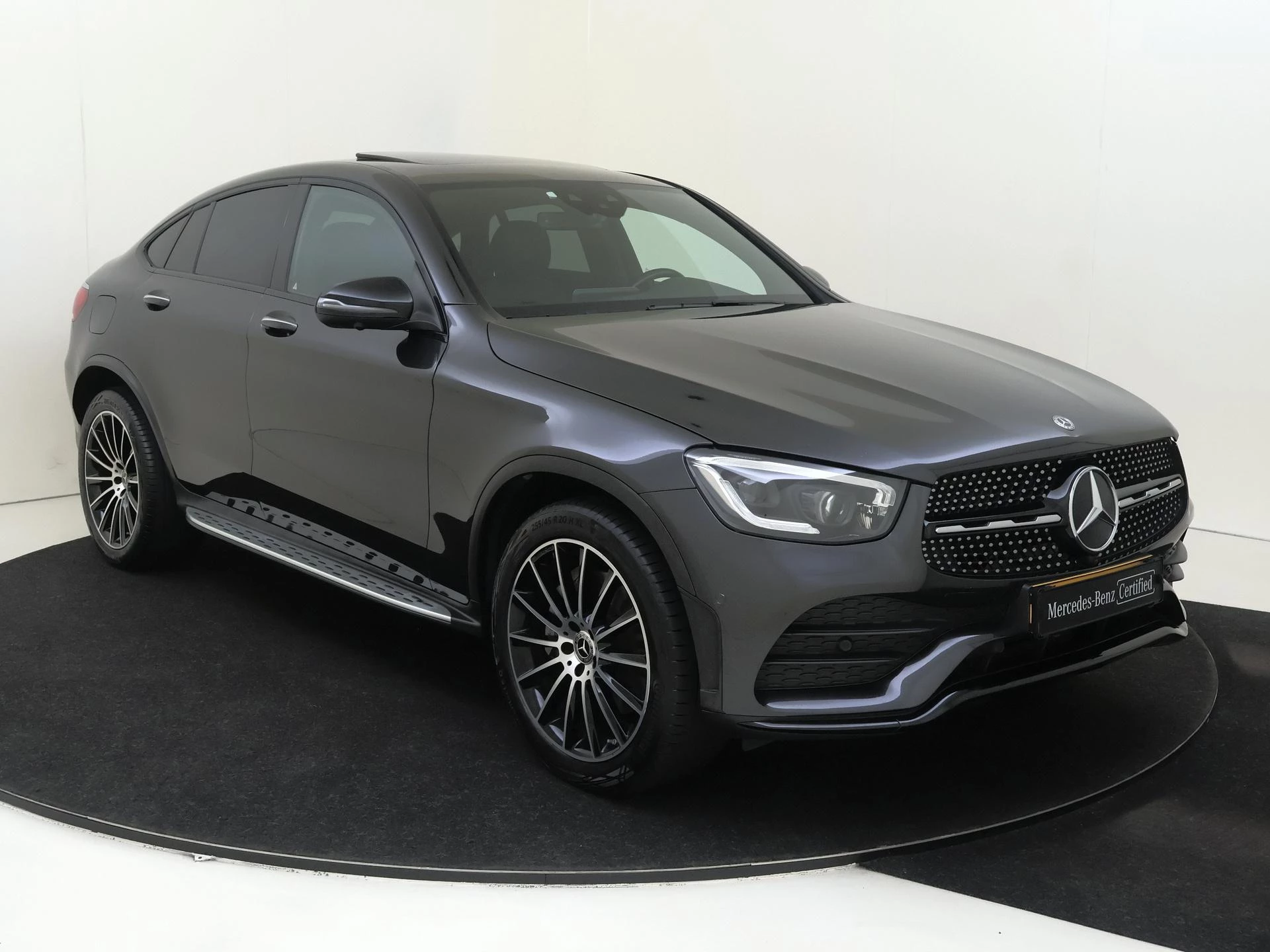 Mercedes-Benz-GLC-image-1