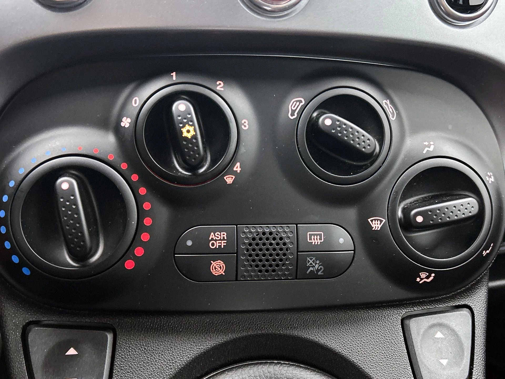 Fiat-500-image-23
