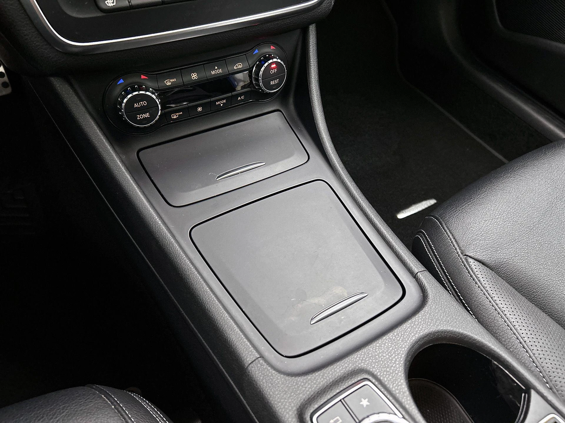 Mercedes-Benz-CLA-image-27