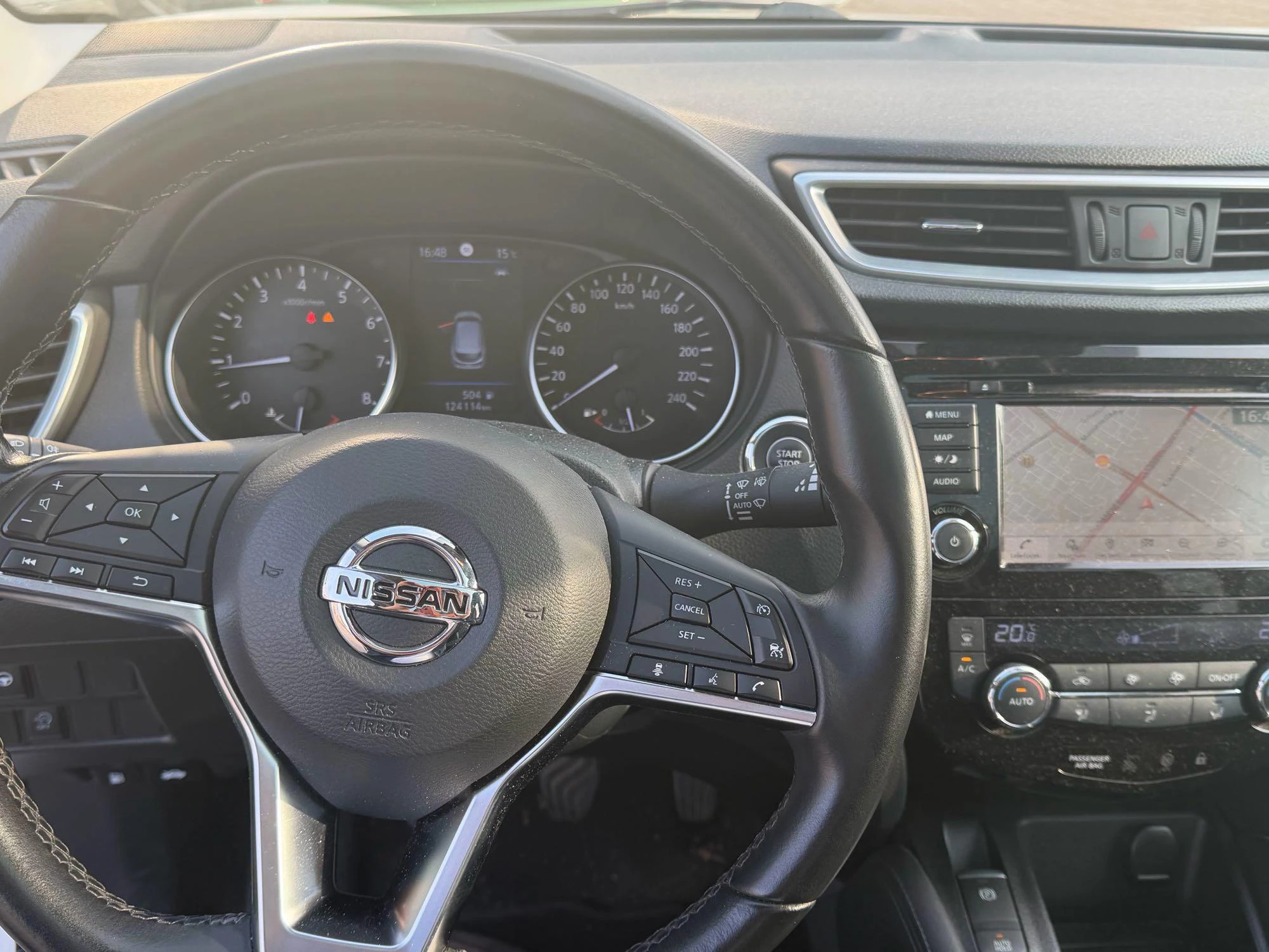 Nissan-QASHQAI-image-7