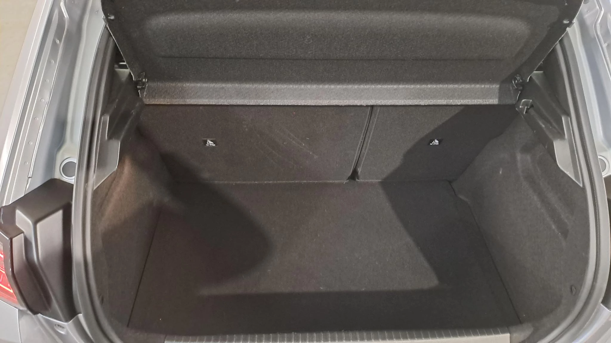 Peugeot-208-image-12