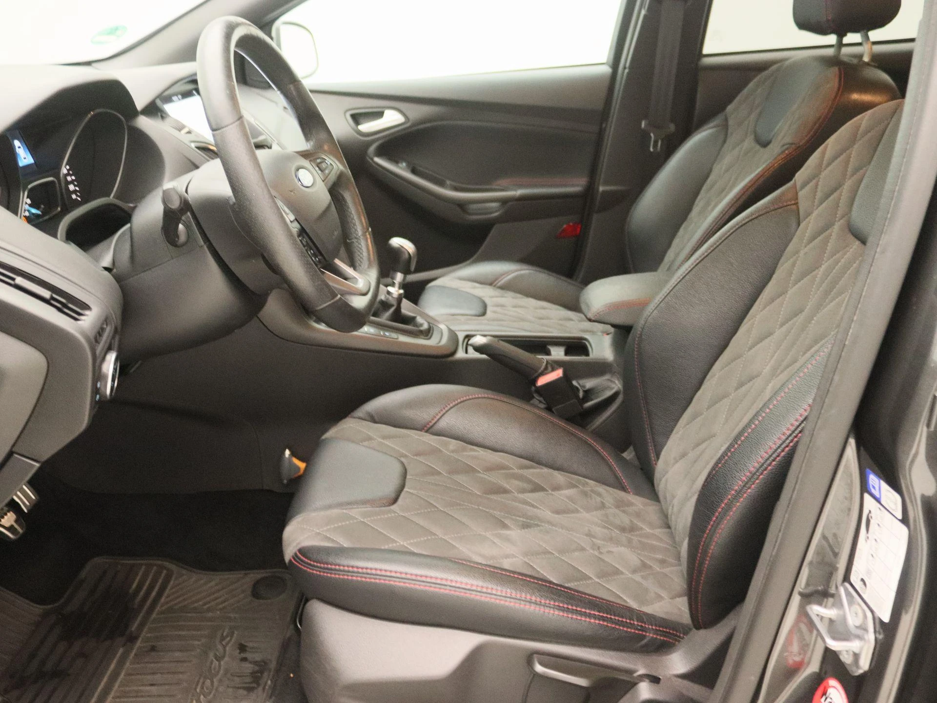 Ford-Focus-image-11