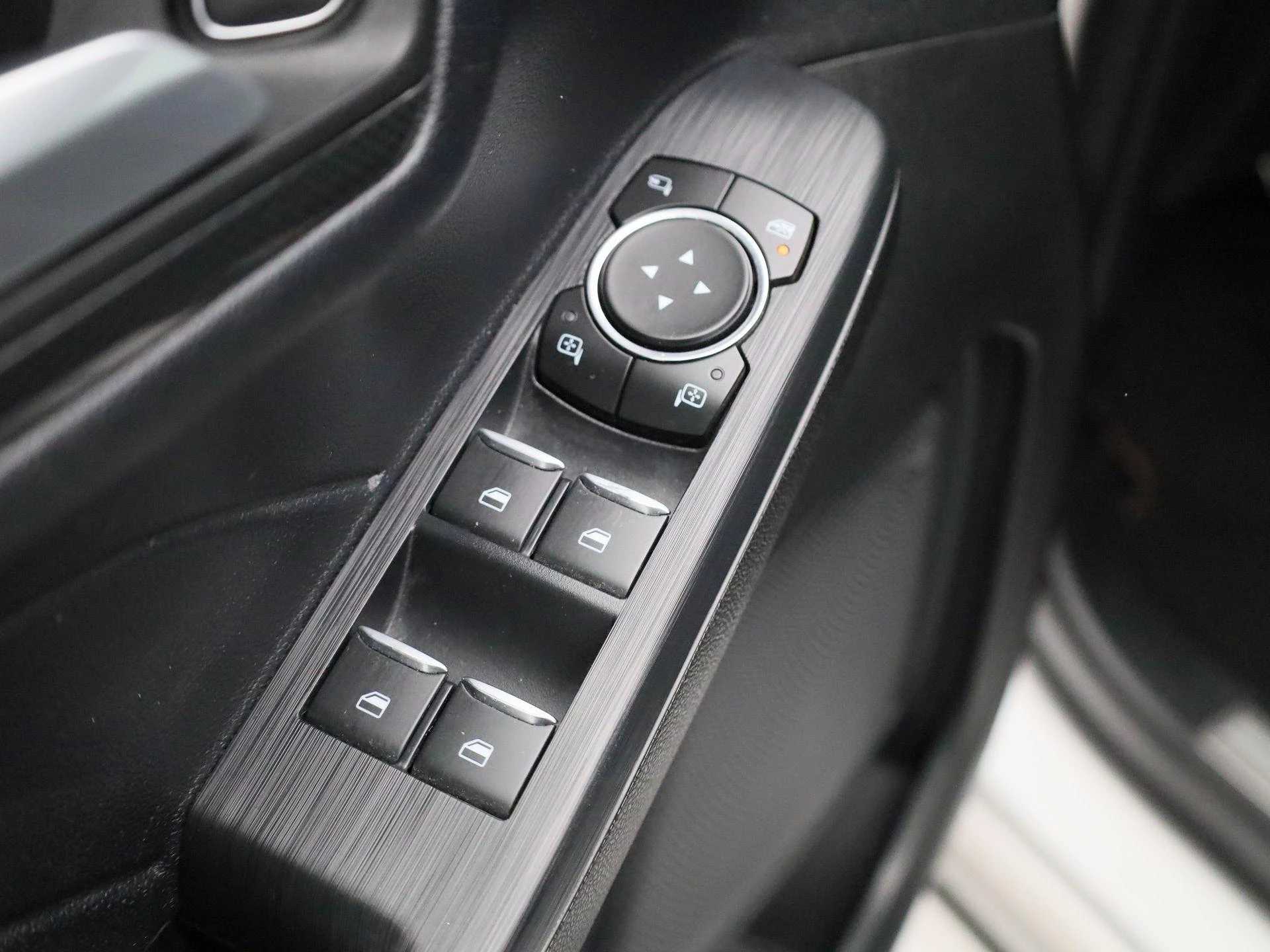 Ford-Kuga-image-31