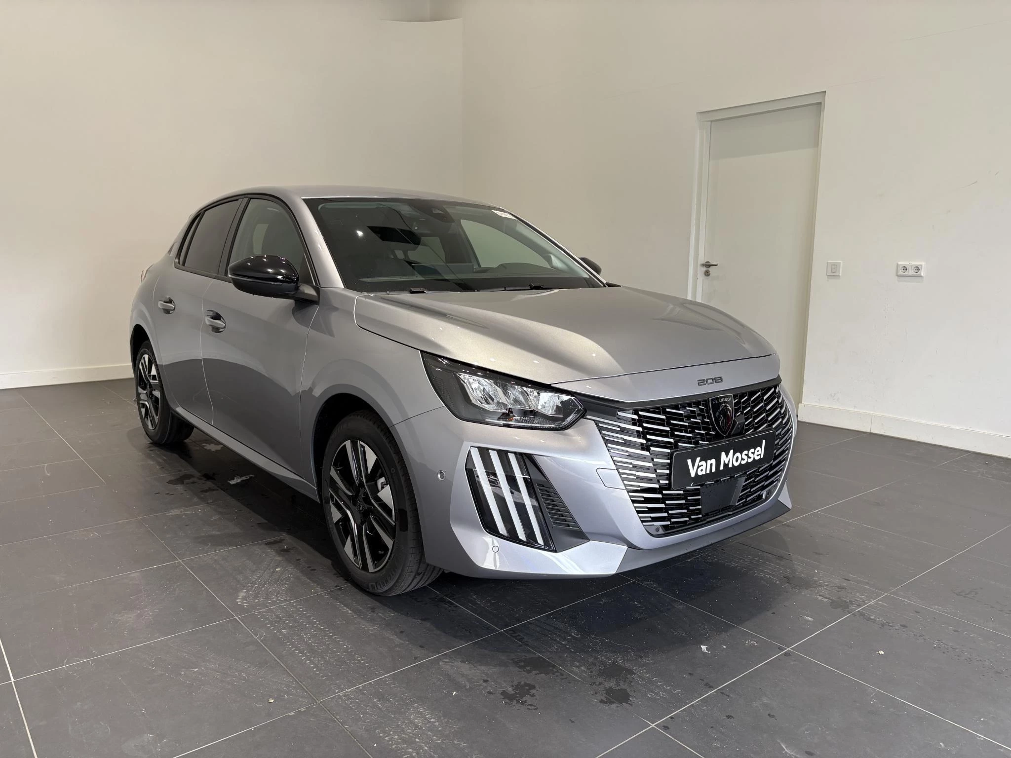 Peugeot 208 1.2 Hybrid 110 e-DCS6 Allure