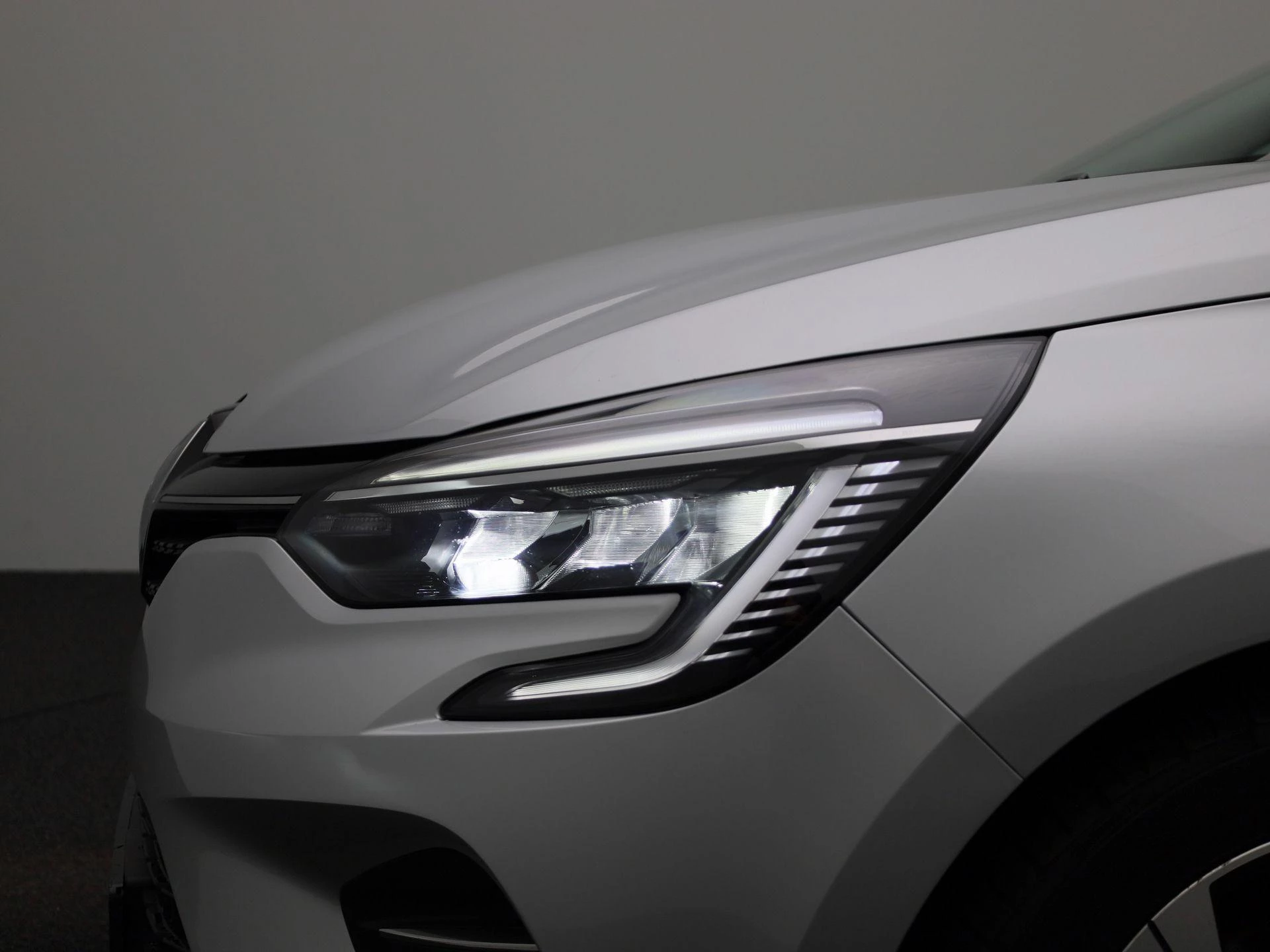 Renault-Clio-image-14