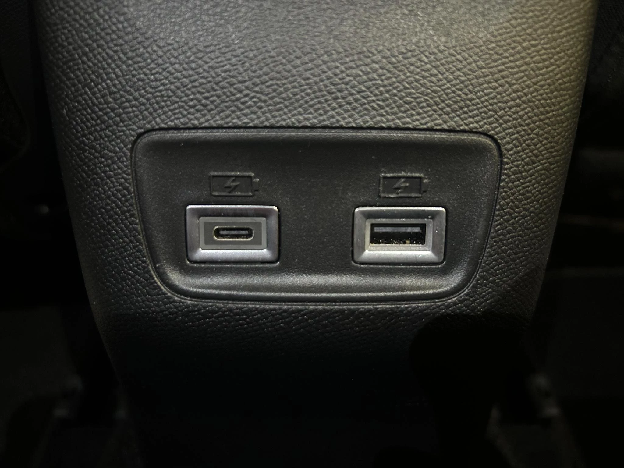 Peugeot-2008-image-18