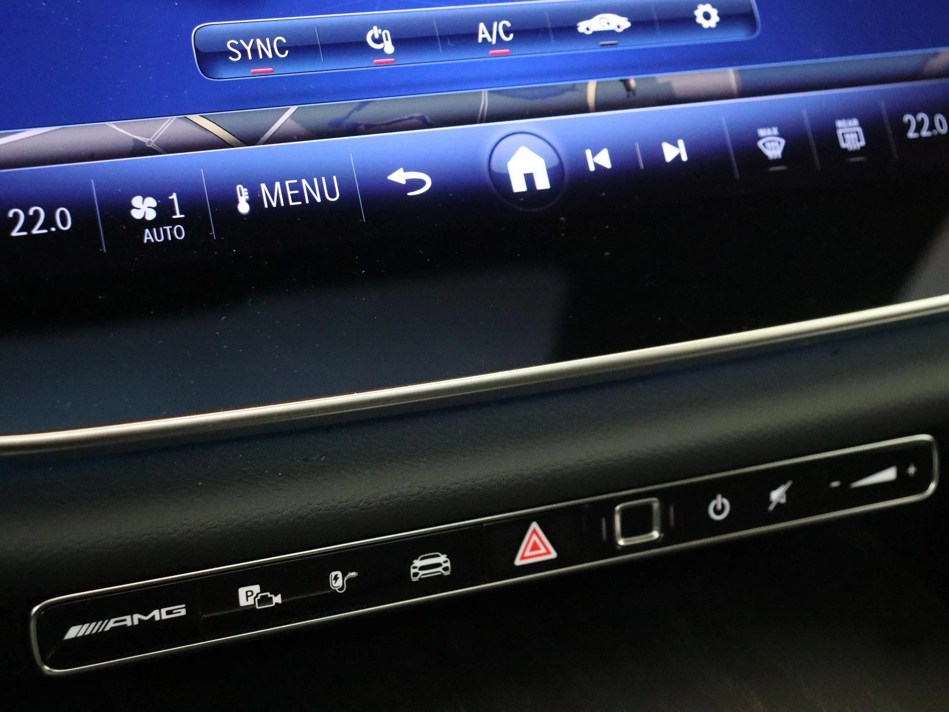 Mercedes-Benz-E-Klasse-image-22