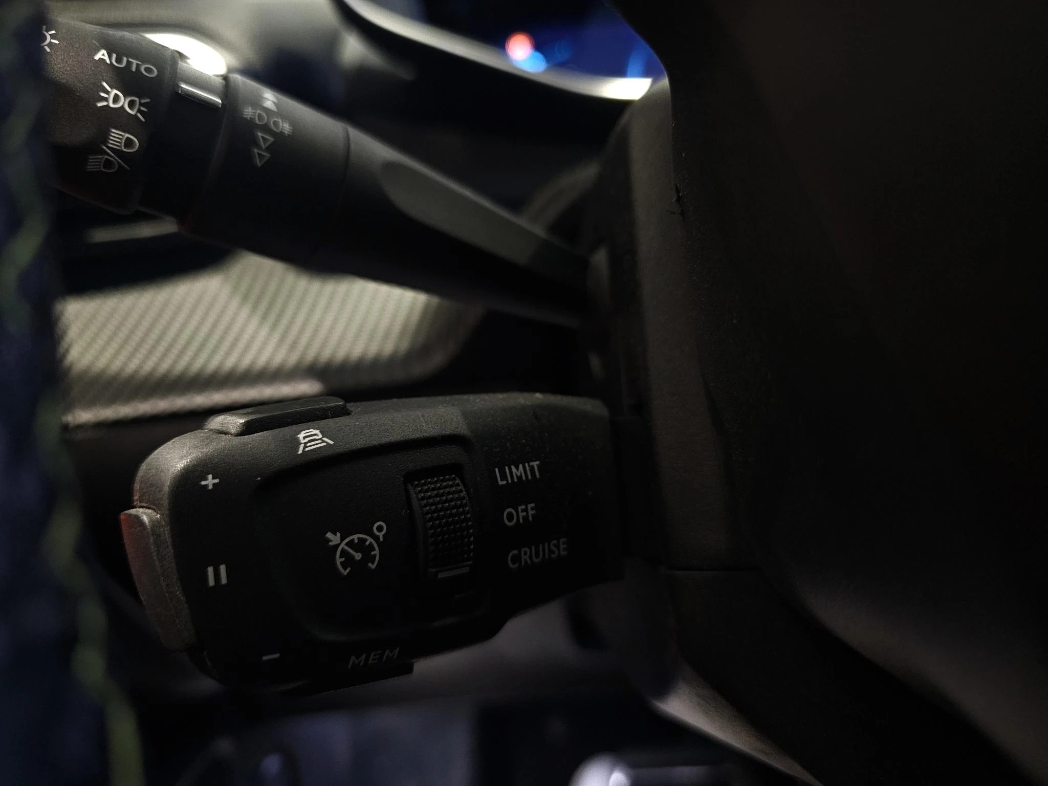 Peugeot-e-2008-image-20
