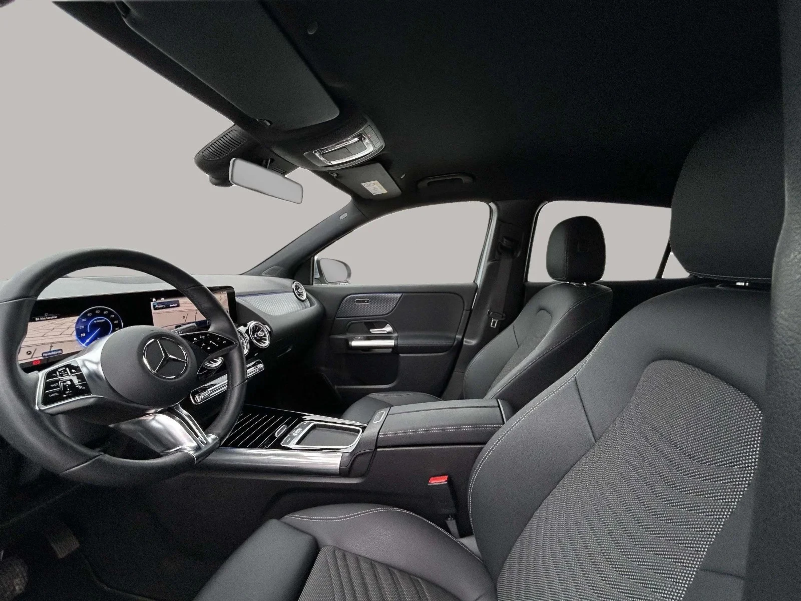 Mercedes-Benz-EQA-image-8