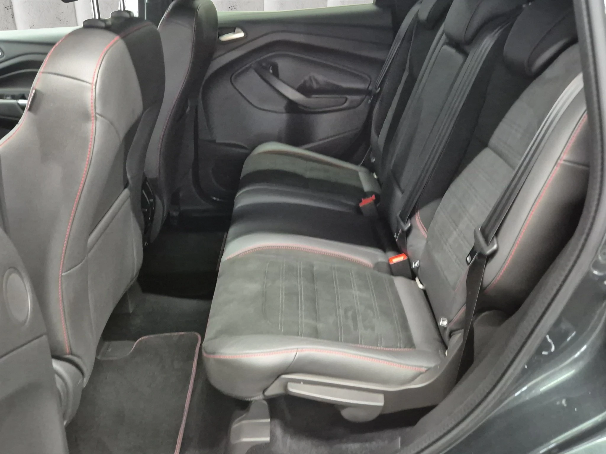 Ford-Kuga-image-10