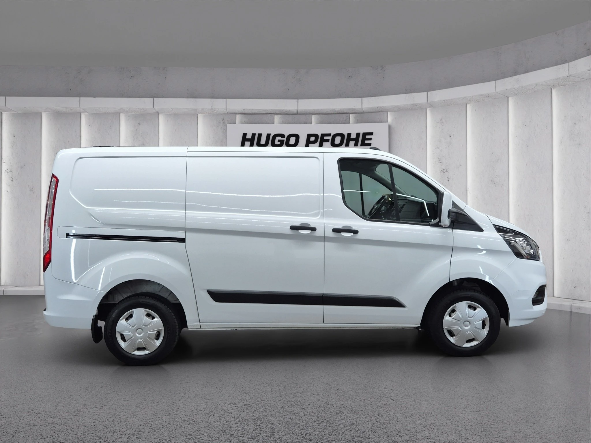 Ford-Transit Custom-image-5