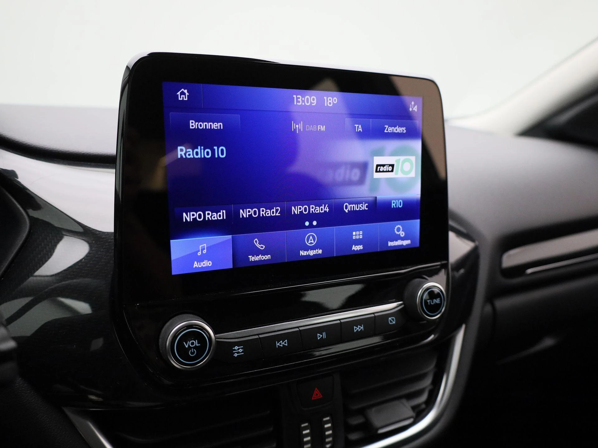 Ford-Puma-image-25