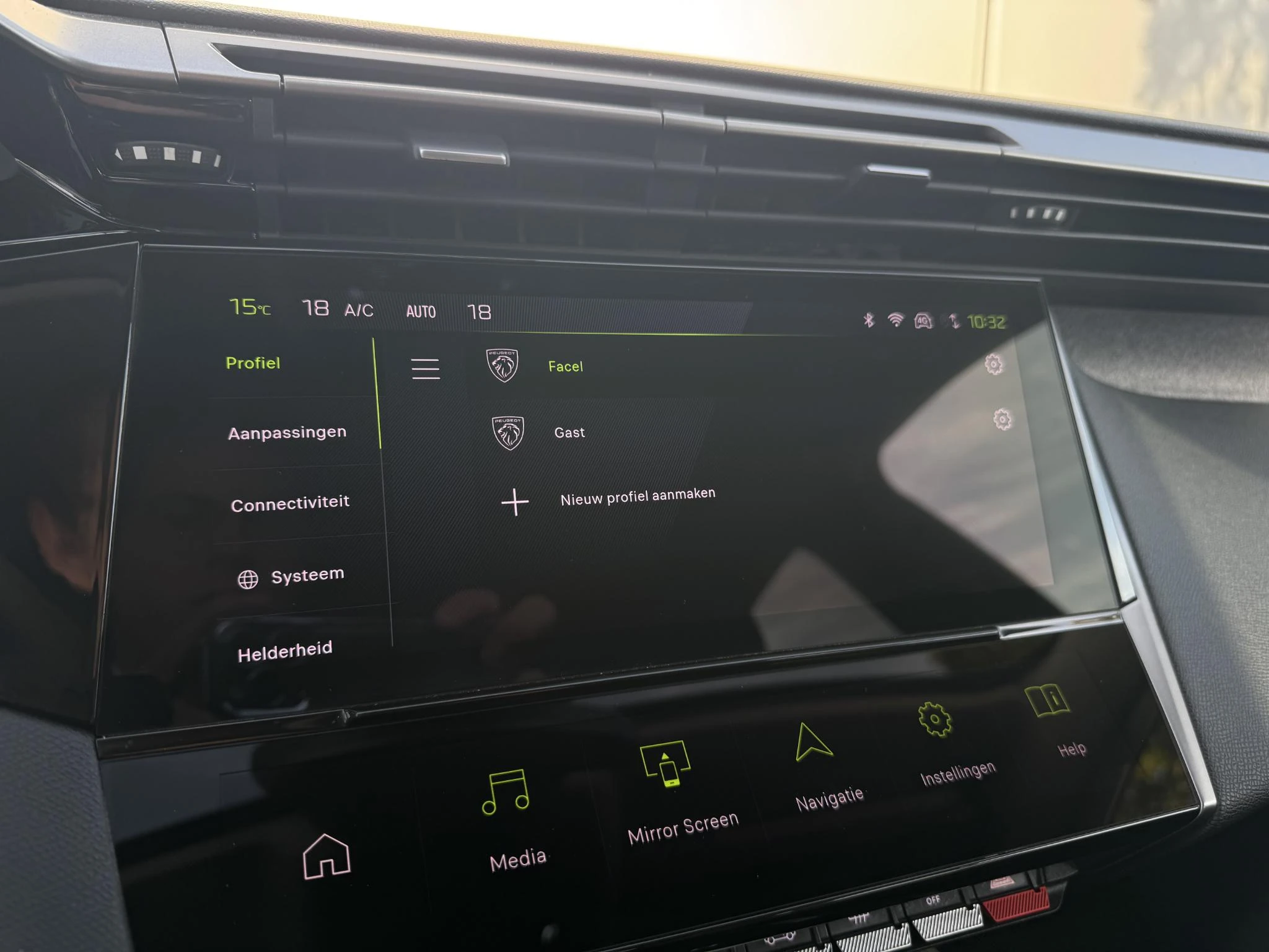 Peugeot-308-image-21