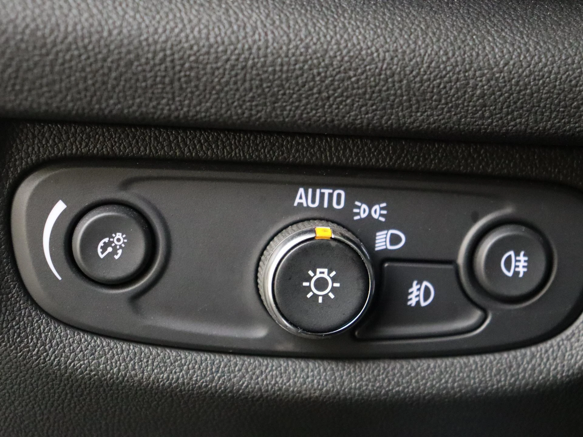 Opel-Insignia-image-24