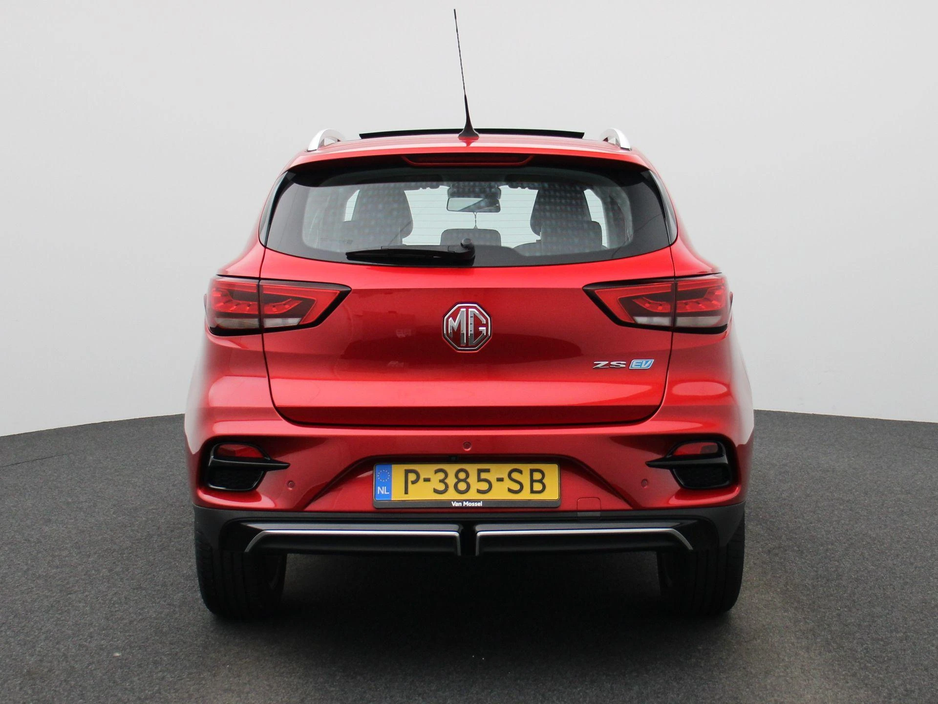 MG-ZS EV-image-4