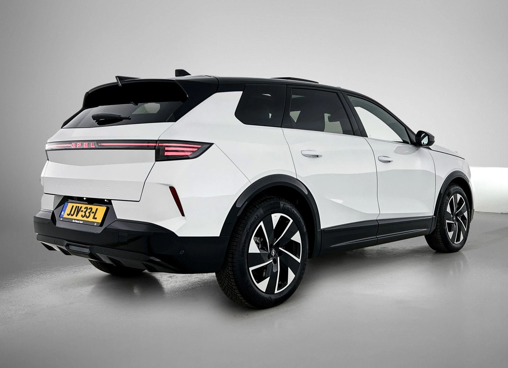 Opel-Grandland-image-3