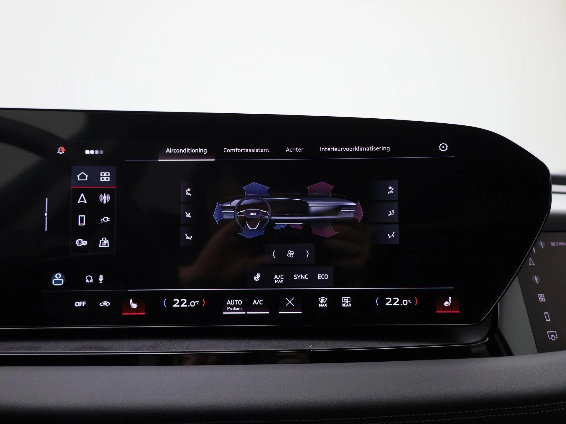 Audi-Q6 e-tron-image-19