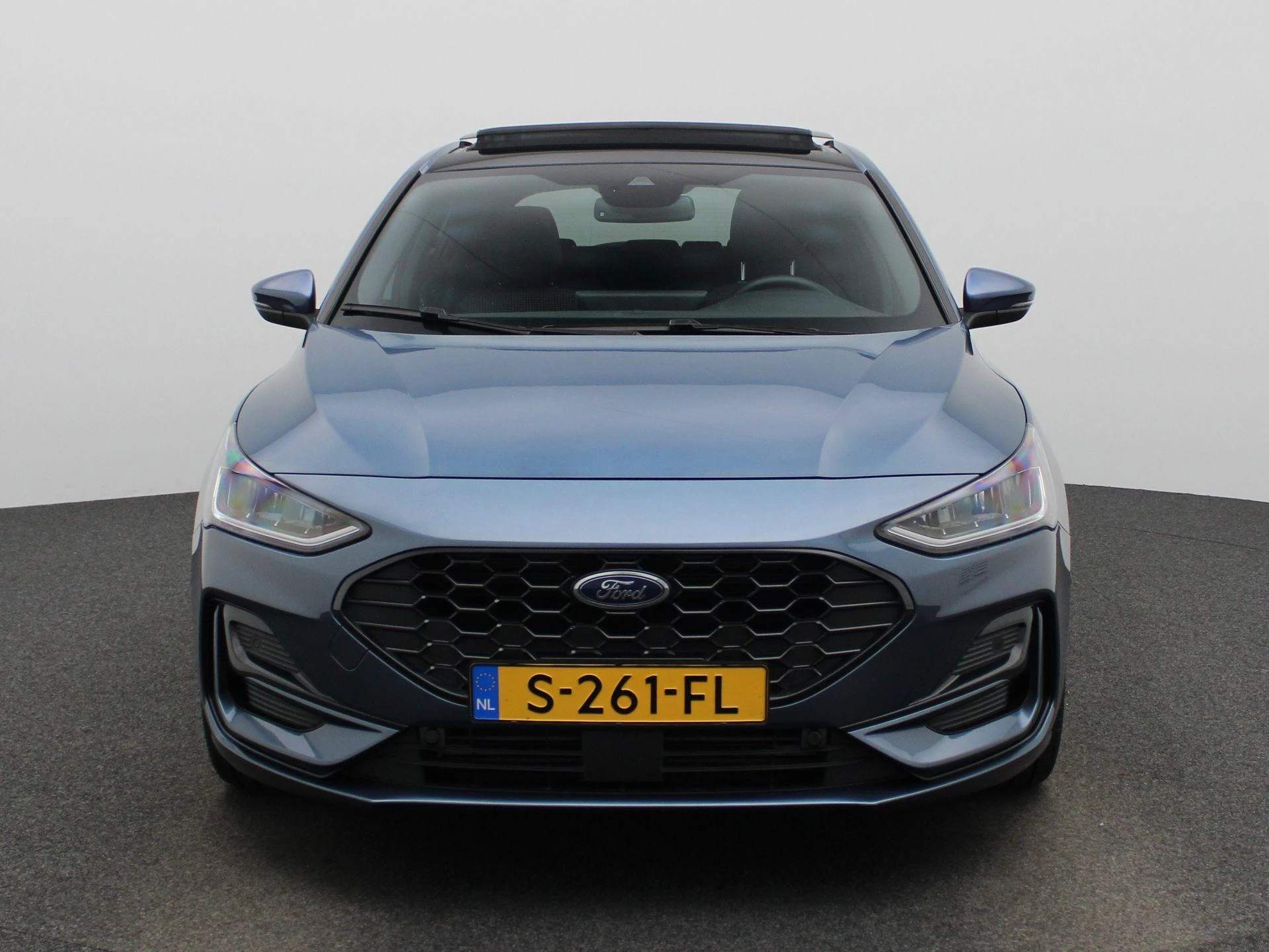 Ford Focus 1.0 EcoBoost Hybrid ST Line X