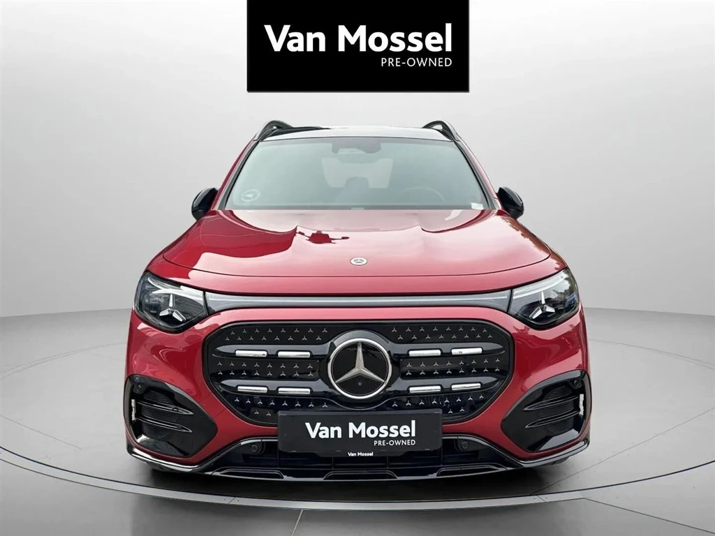 Mercedes-Benz-GLB-image-1
