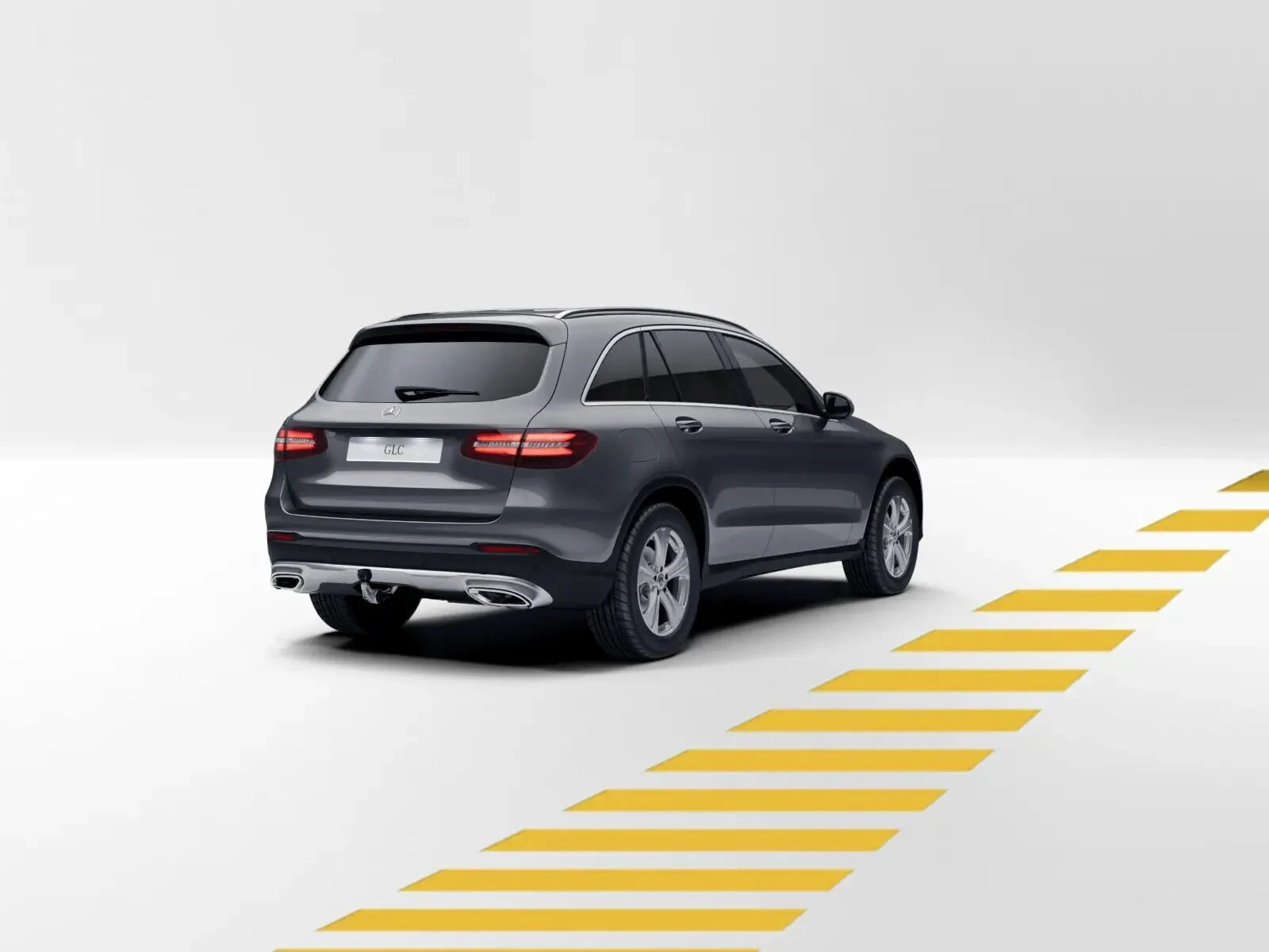 Mercedes-Benz-GLC 250-image-4