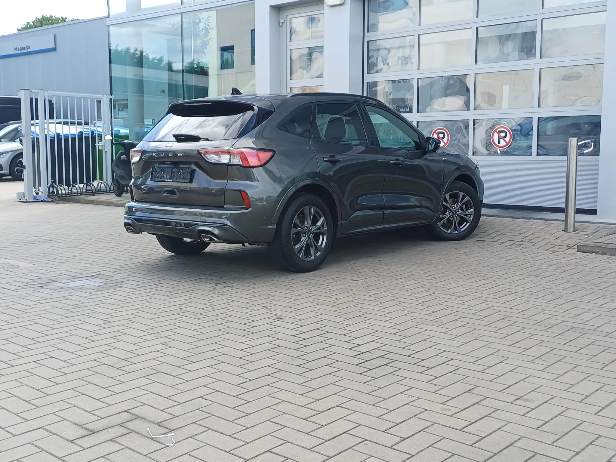 Ford Kuga ST Line X - Winterpack - Driver - B&O - Head Up