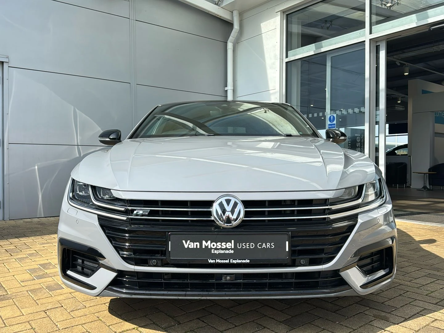 Volkswagen-Arteon-image-4