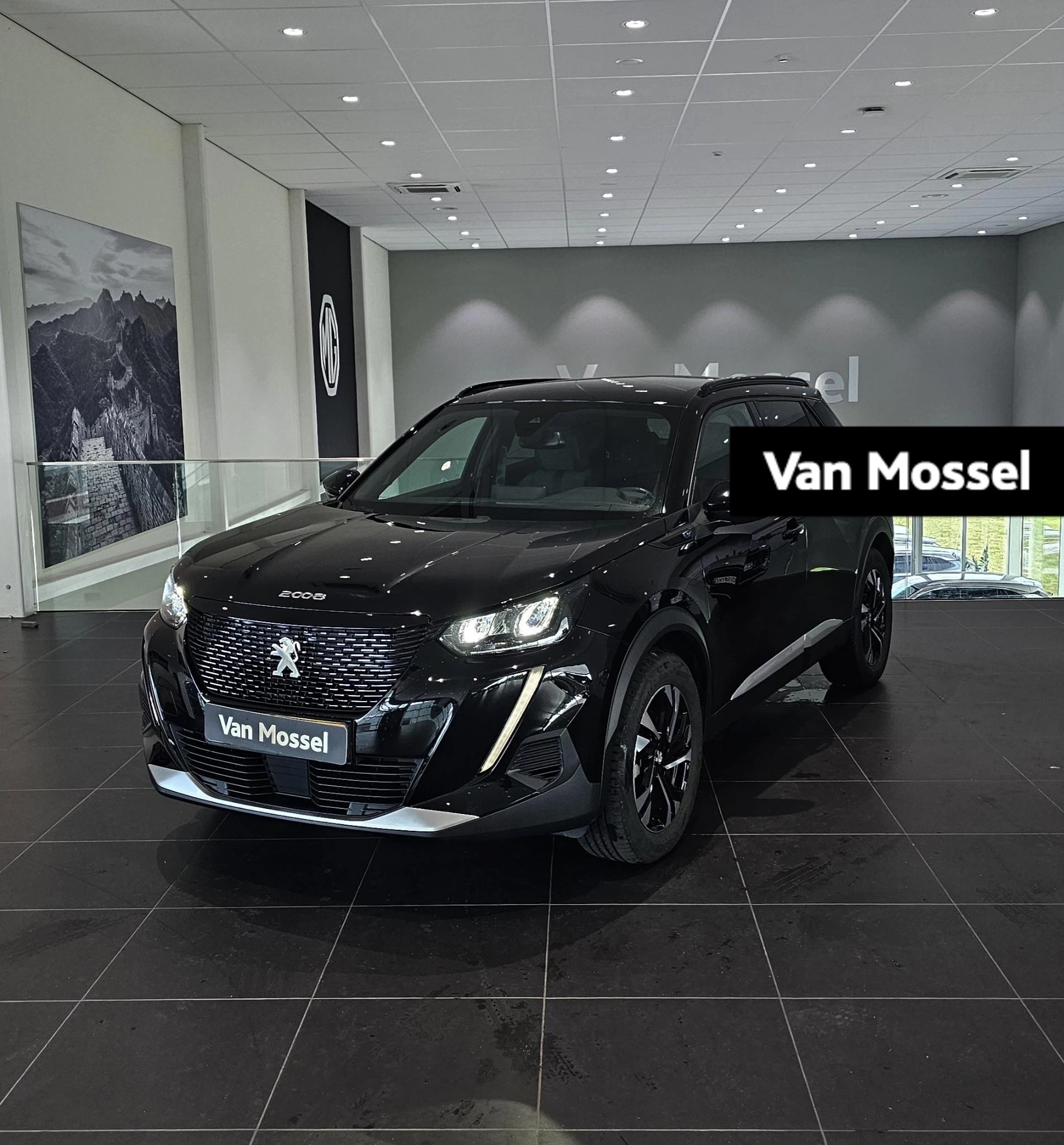 Peugeot-e-2008-image-0