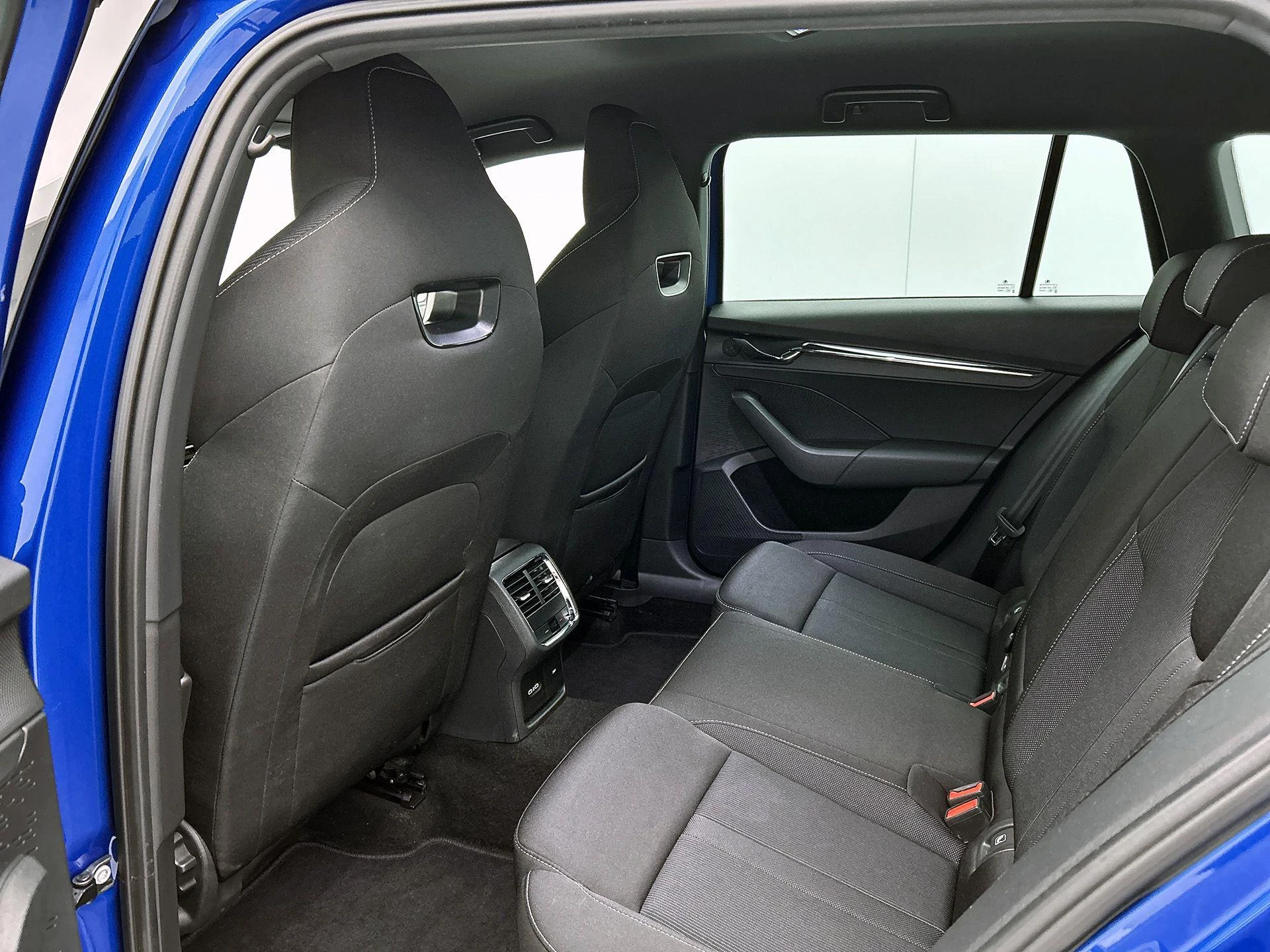 Škoda Octavia Combi 1.5 e-TSI Sport Business