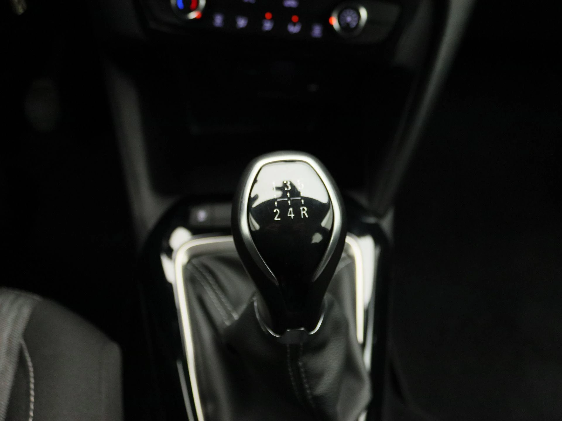 Opel-Corsa-image-10
