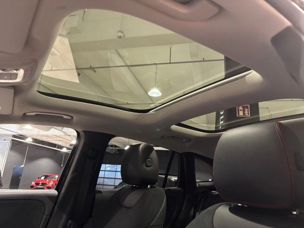 Mercedes-Benz-GLA 250 e-image-18