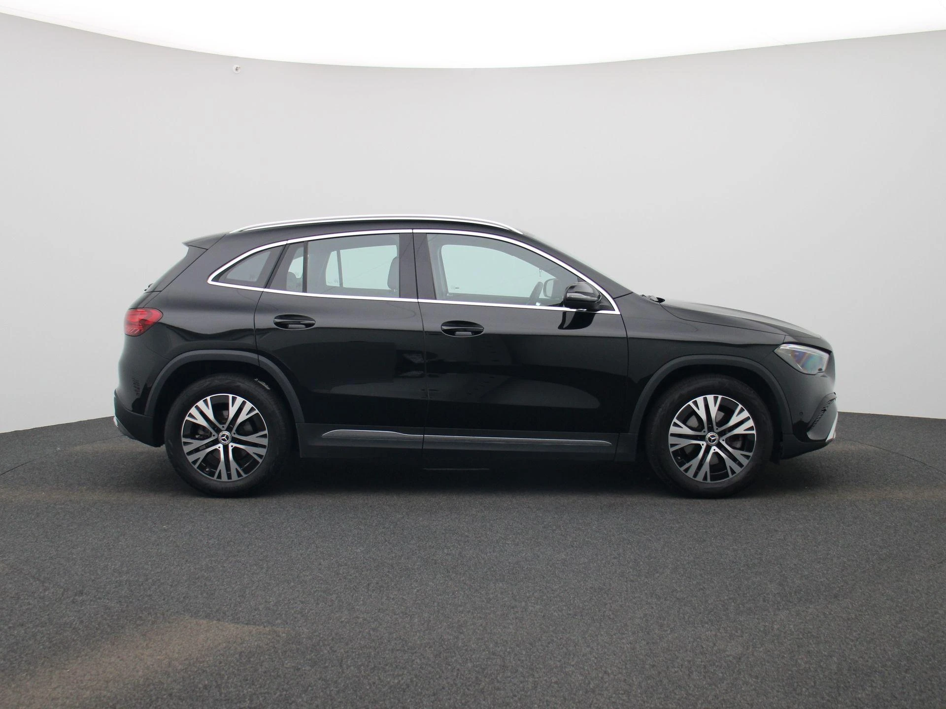Mercedes-Benz GLA 200 Luxury Line
