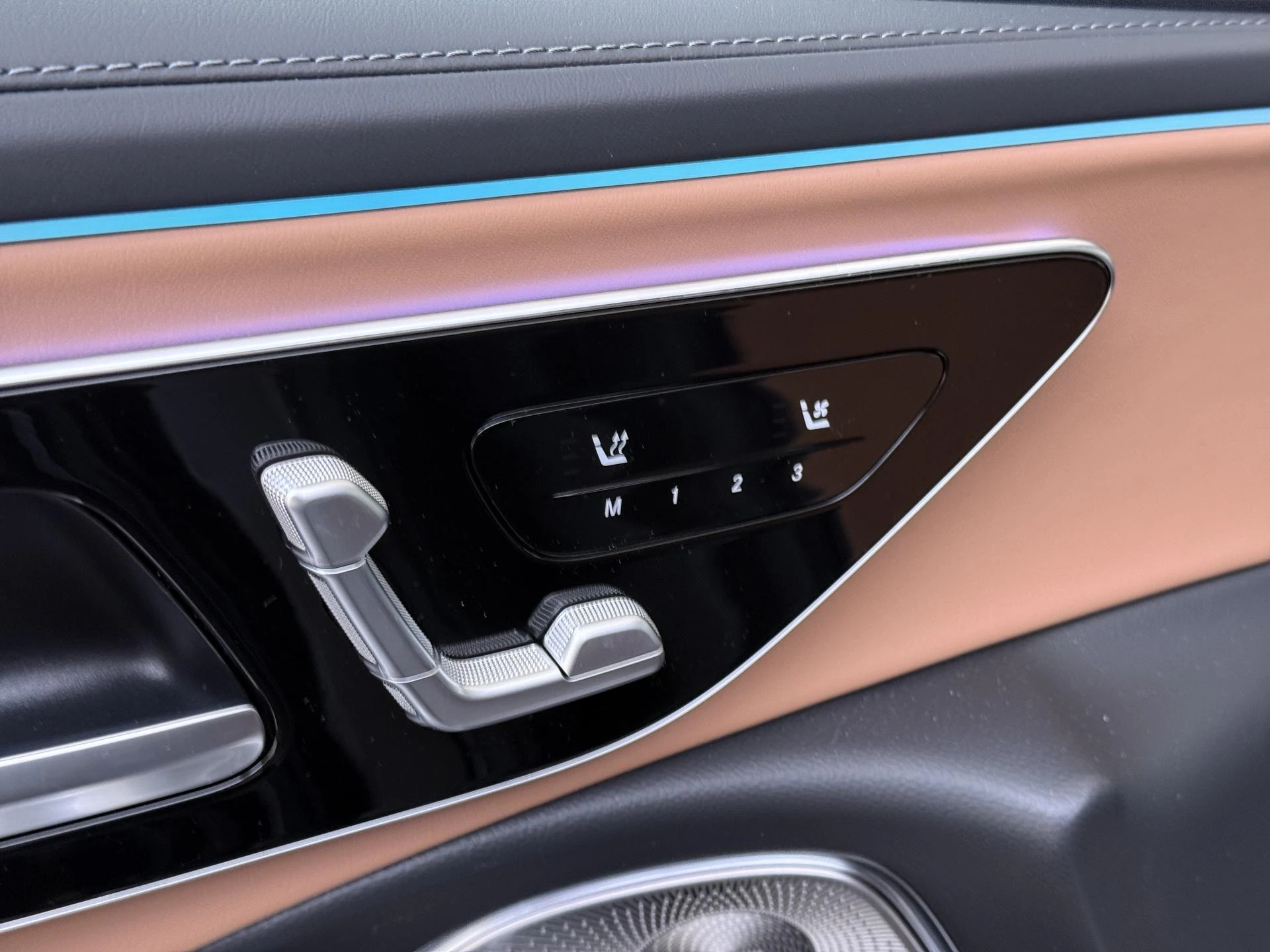 Mercedes-Benz-E-Klasse-image-37