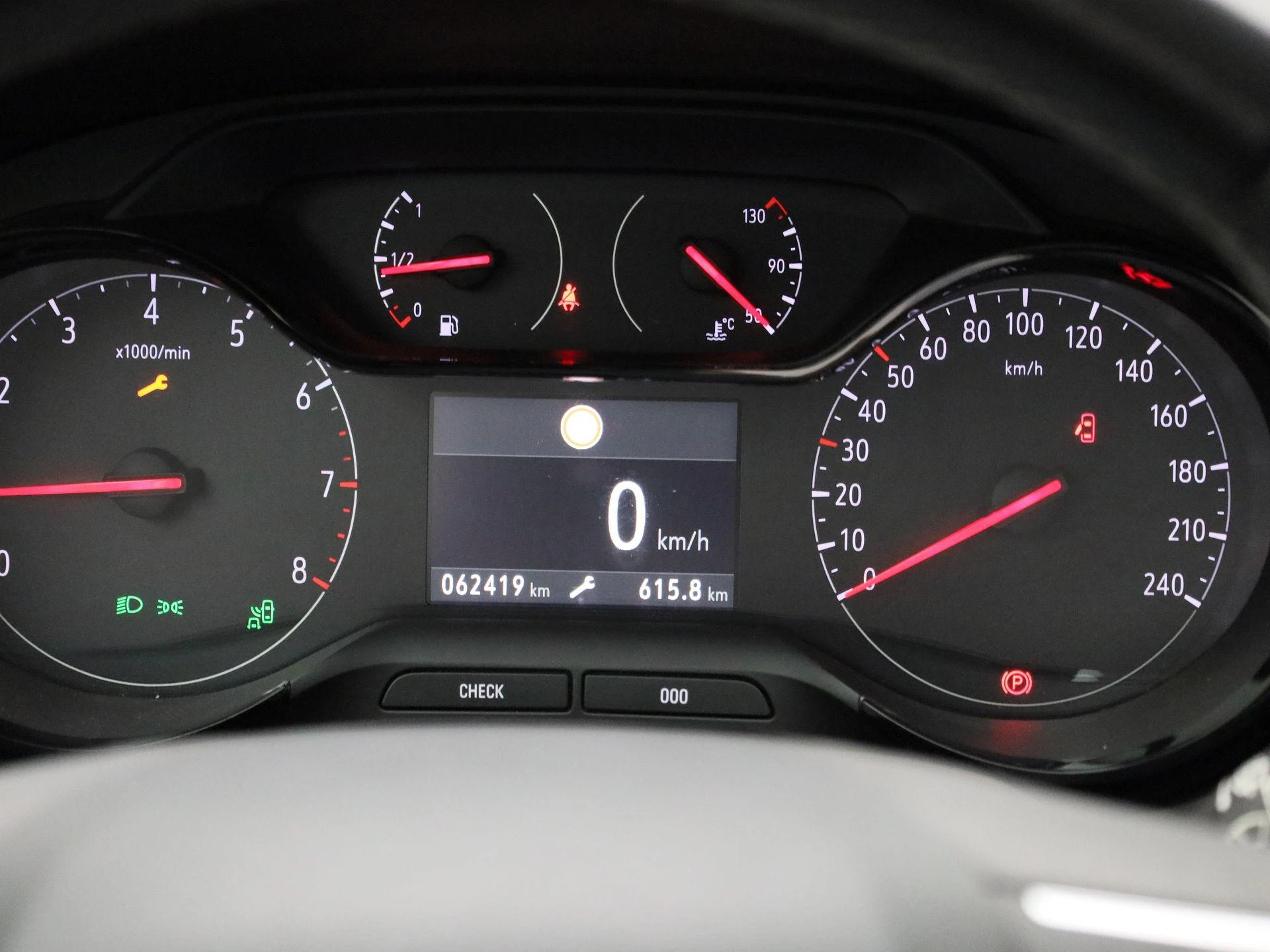 Opel-Grandland X-image-7