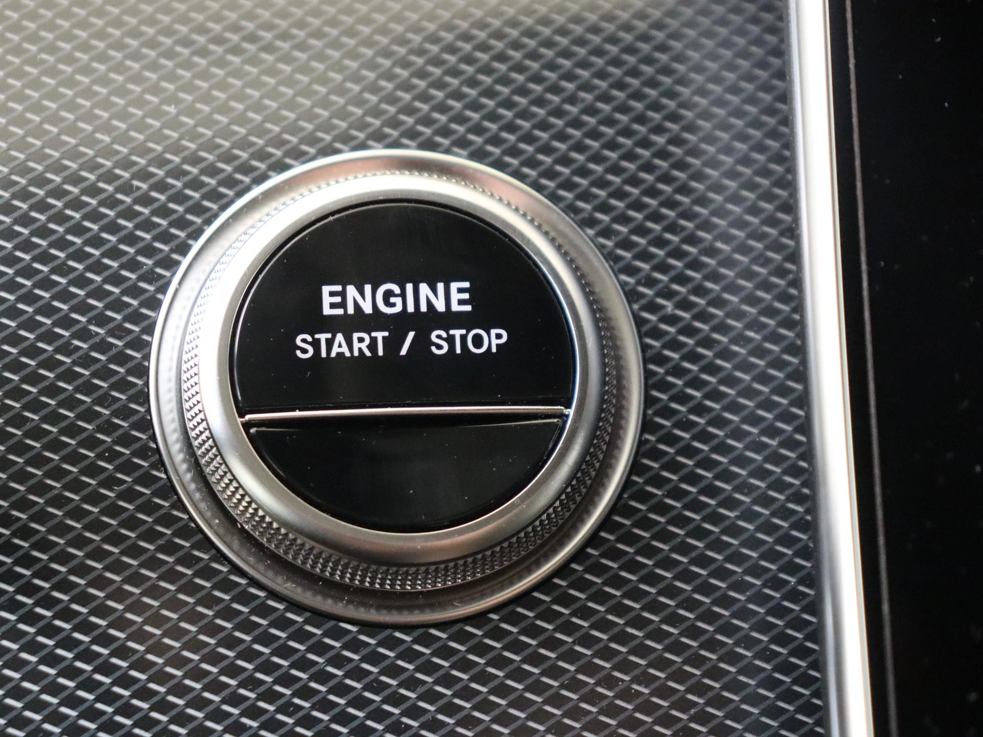 Mercedes-Benz-GLC-image-20