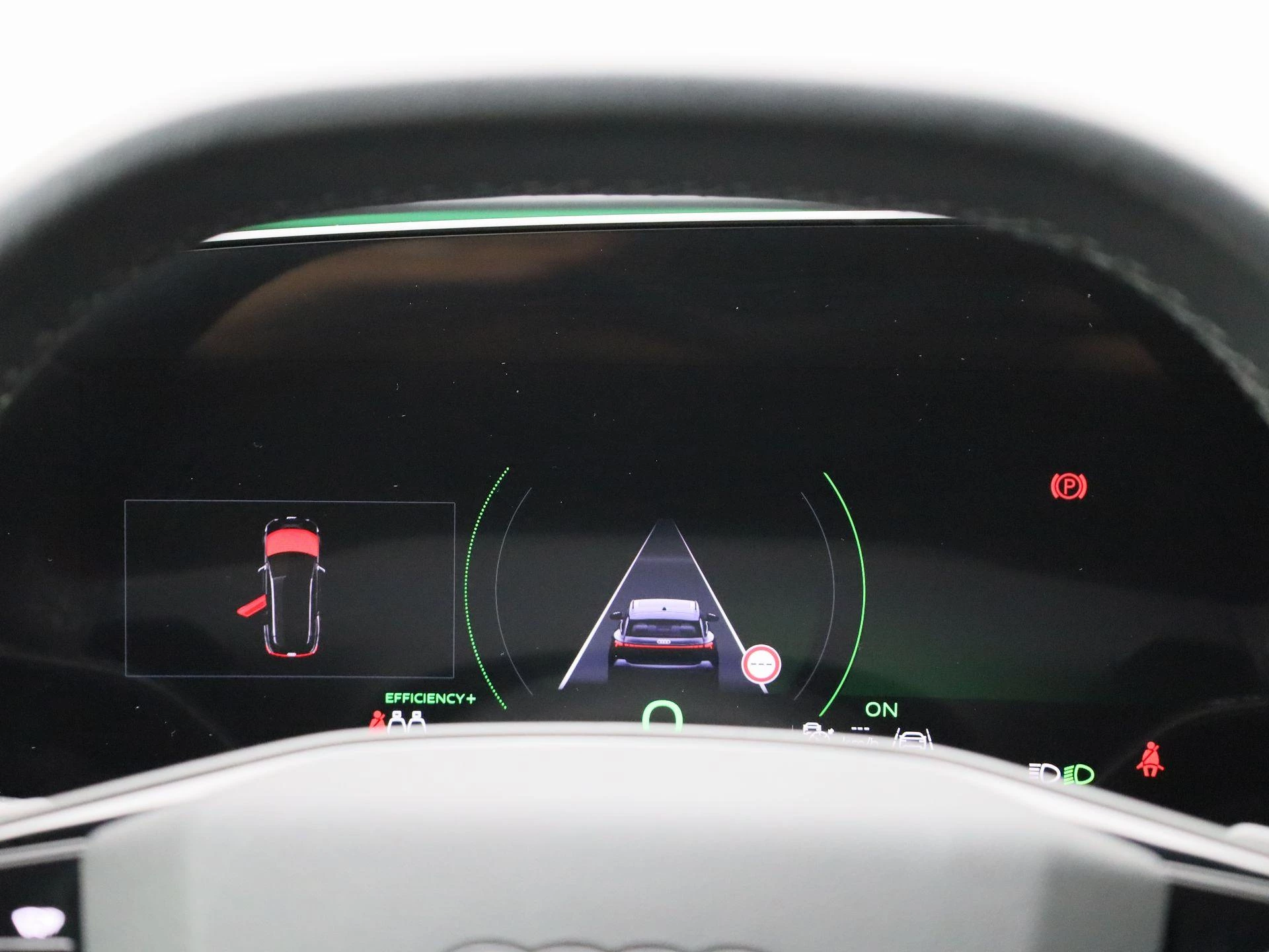 Audi SQ6 e-tron quattro 100 kWh