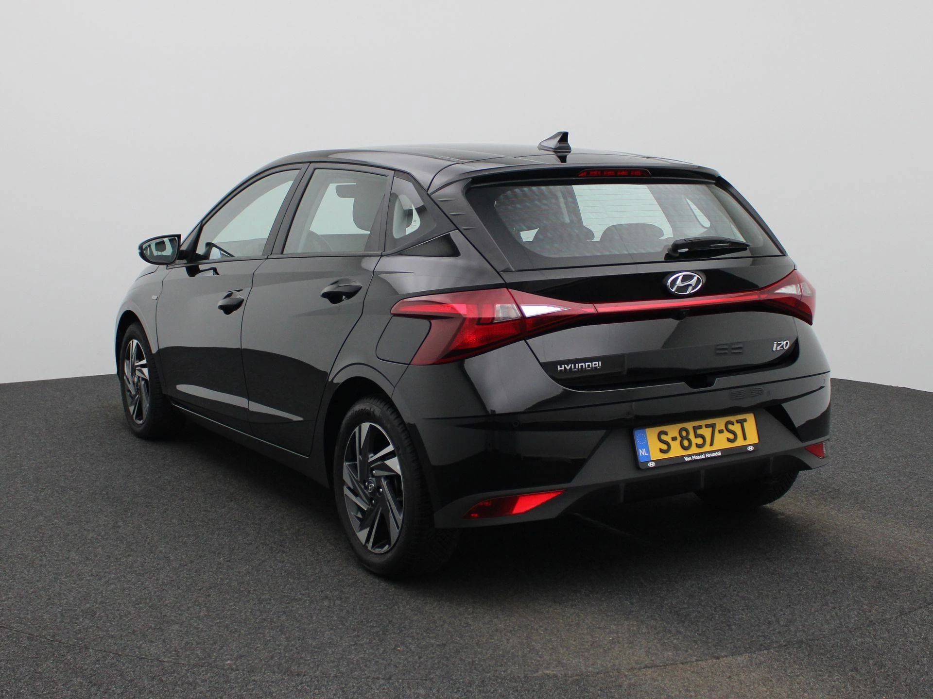 Hyundai-i20-image-1