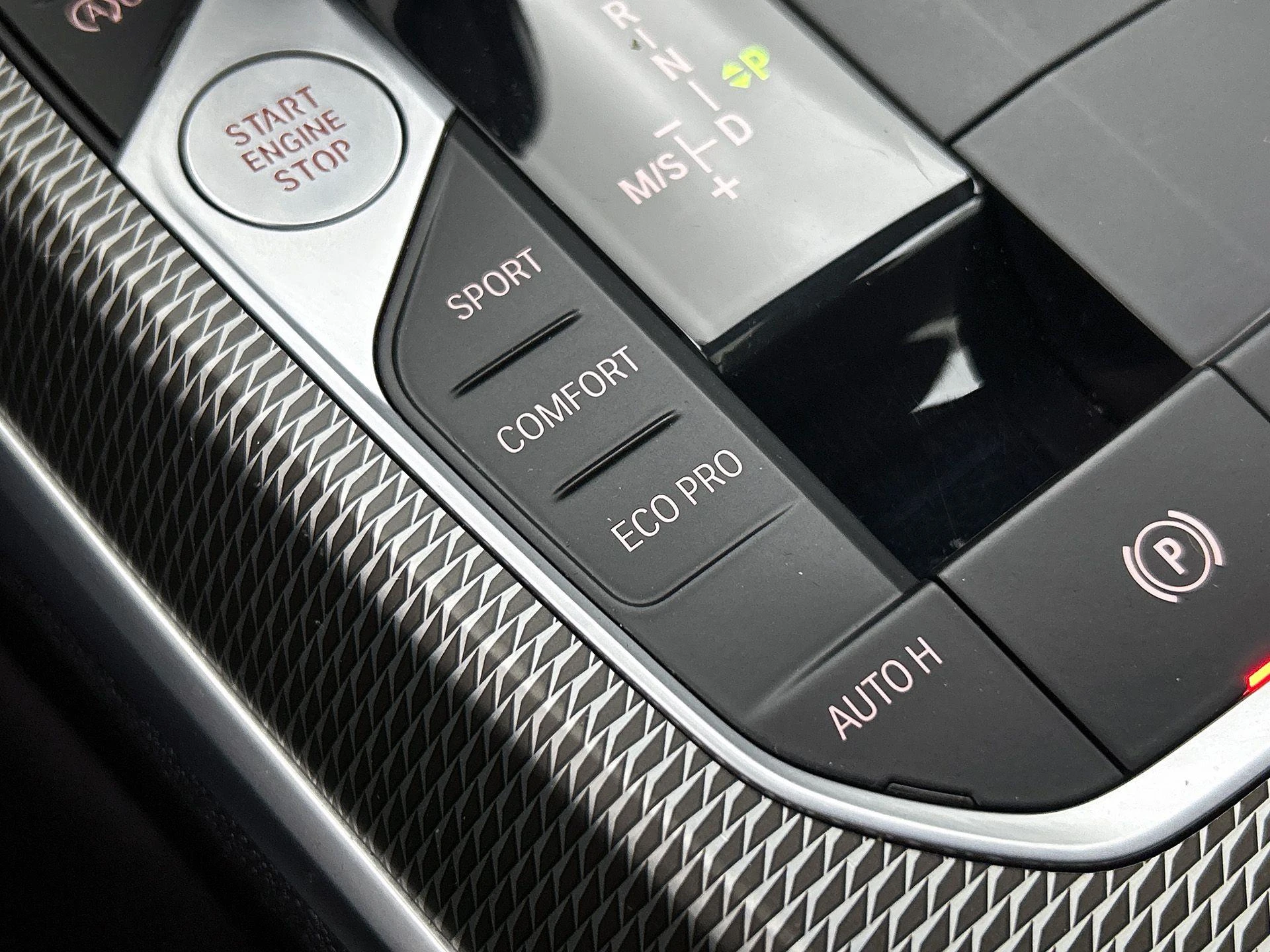 BMW-3 Serie-image-9