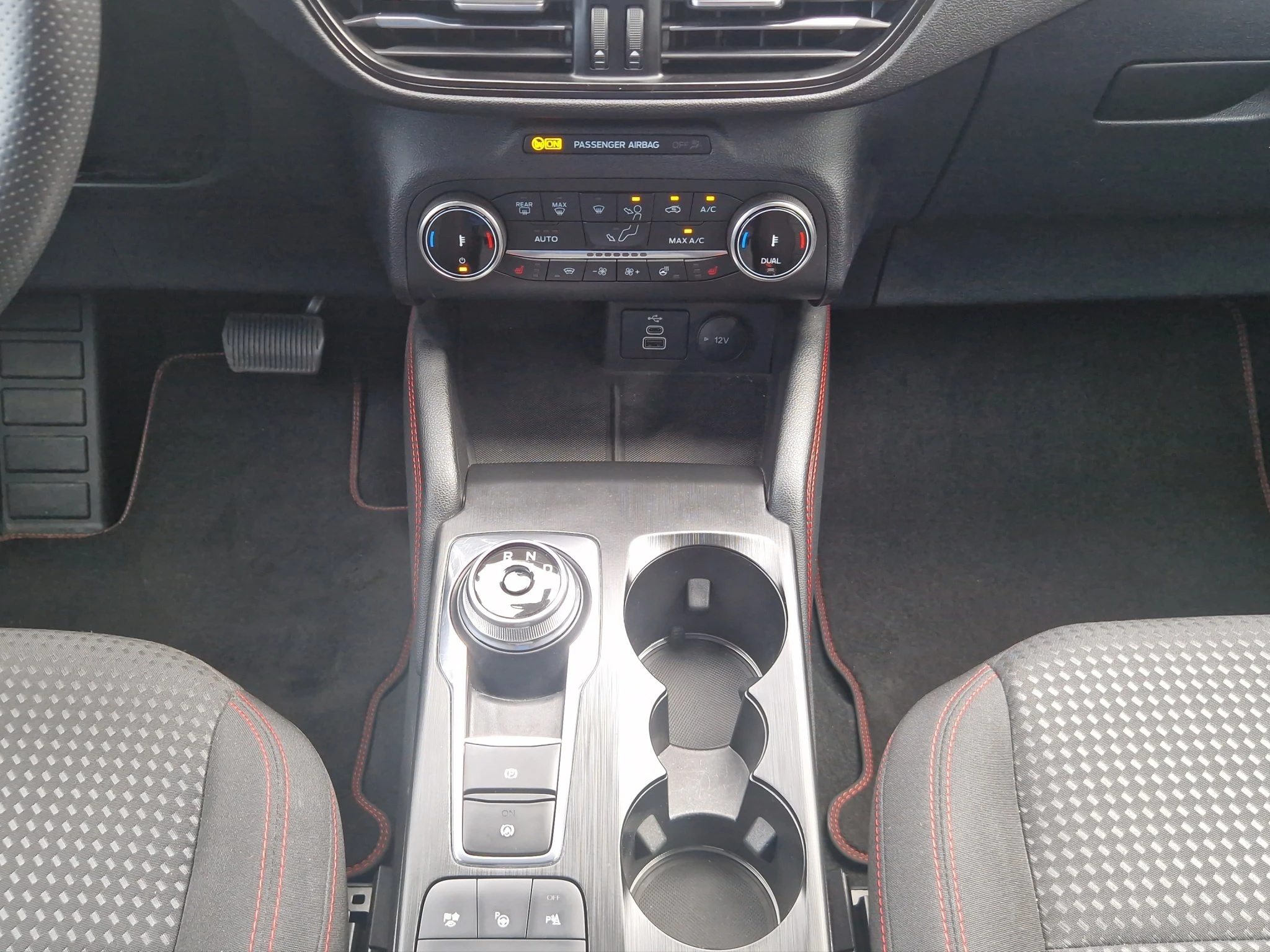 Ford Kuga 2.5 Duratec Hybrid FHEV St-Line FWD (EURO 6d)