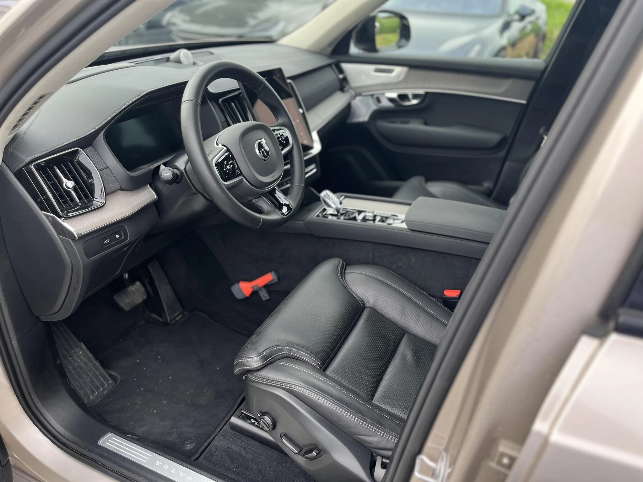 Volvo-XC90-image-7